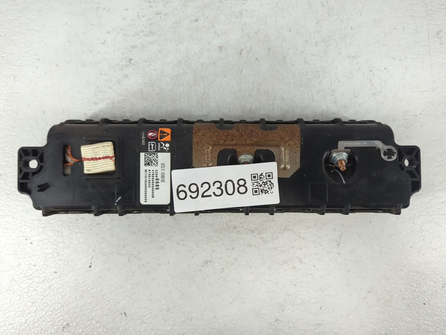 2013-2016 Chevrolet Malibu Air Bag Passenger Right Knee OEM P/N:22966685 Fits Fits 2013 2014 2015 2016 2017 OEM Used Auto Parts - Oemusedautoparts1.com