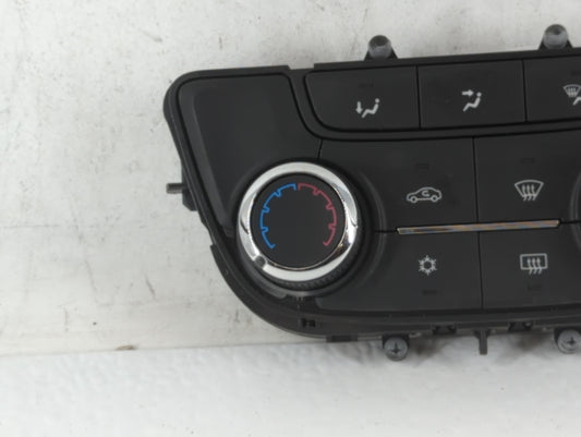 2017-2021 Buick Encore Climate Control Module Temperature AC/Heater Replacement P/N:A2C1134980001 39081561 Fits OEM Used Auto Parts