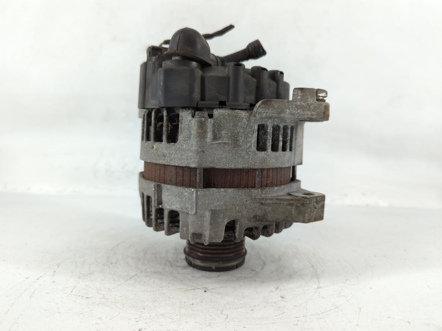 2014 Hyundai Santa Fe Alternator Replacement Generator Charging Assembly Engine OEM P/N:37300-2G850 Fits Fits 2015 OEM Used Auto Parts - Oemusedautoparts1.com