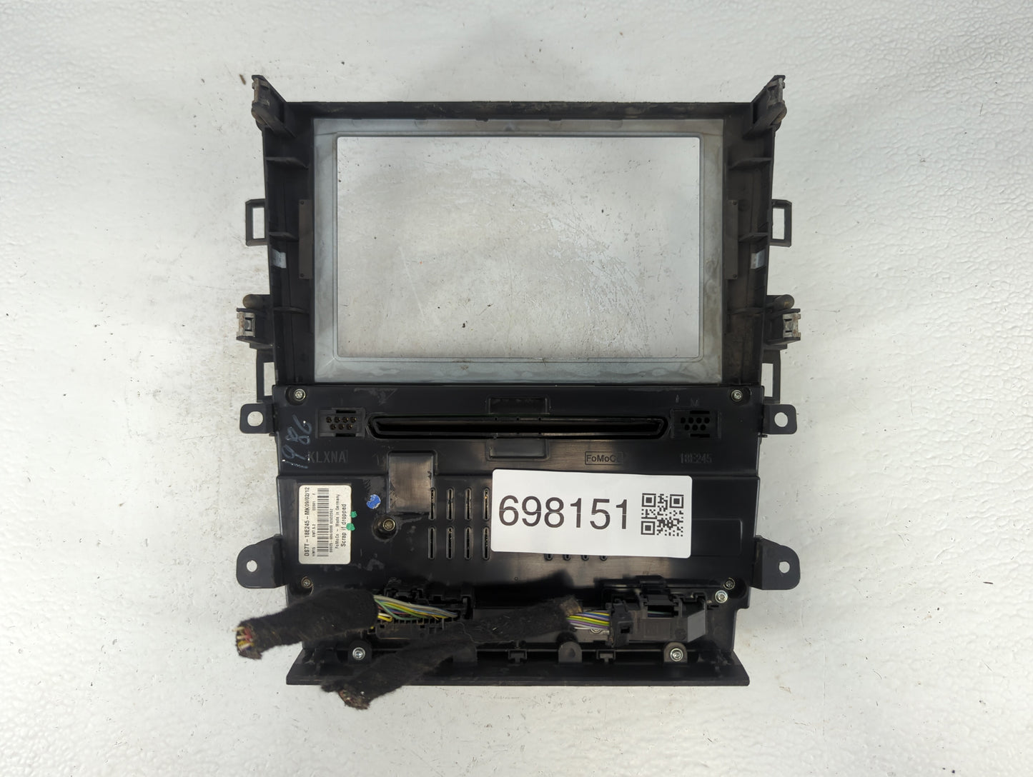 2013-2014 Ford Fusion Radio AM FM Cd Player Receiver Replacement P/N:DS7T-18E245-MK Fits Fits 2013 2014 OEM Used Auto Parts - Oemusedautoparts1.com