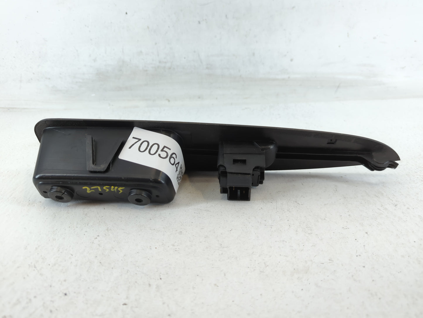 2008-2009 Chevrolet Malibu Master Power Window Switch Replacement Driver Side Left P/N:2746199 25952180 Fits Fits 2008 2009 OEM Used Auto Parts - Oemusedautoparts1.com