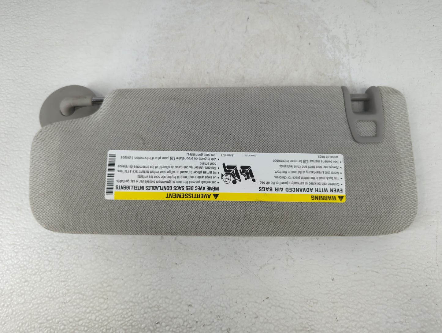 2013-2016 Chevrolet Malibu Sun Visor Shade Replacement Passenger Right Mirror Fits Fits 2013 2014 2015 2016 OEM Used Auto Parts - Oemusedautoparts1.com