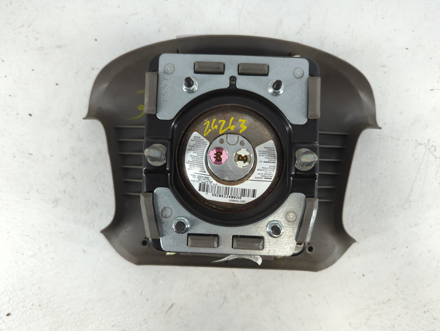 2006 Buick Lucerne Air Bag Driver Left Steering Wheel Mounted P/N:30375609A Fits OEM Used Auto Parts - Oemusedautoparts1.com