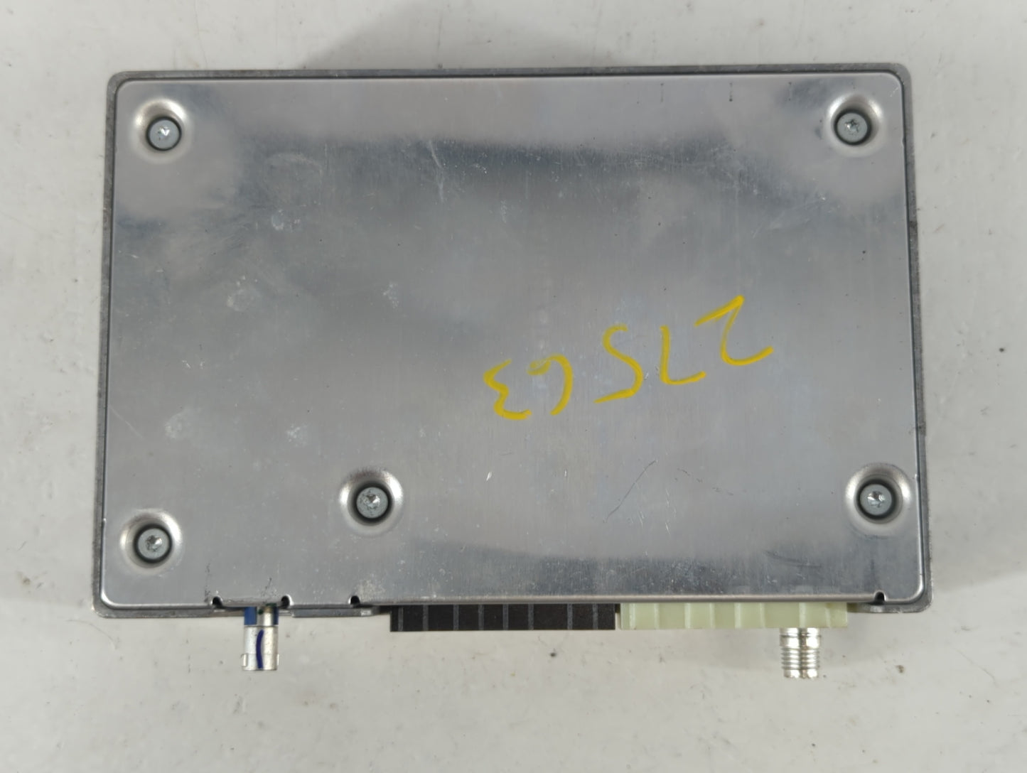 2005 Cadillac Srx Bluetooth Phone Communication Control Module Ccm Oem - Oemusedautoparts1.com