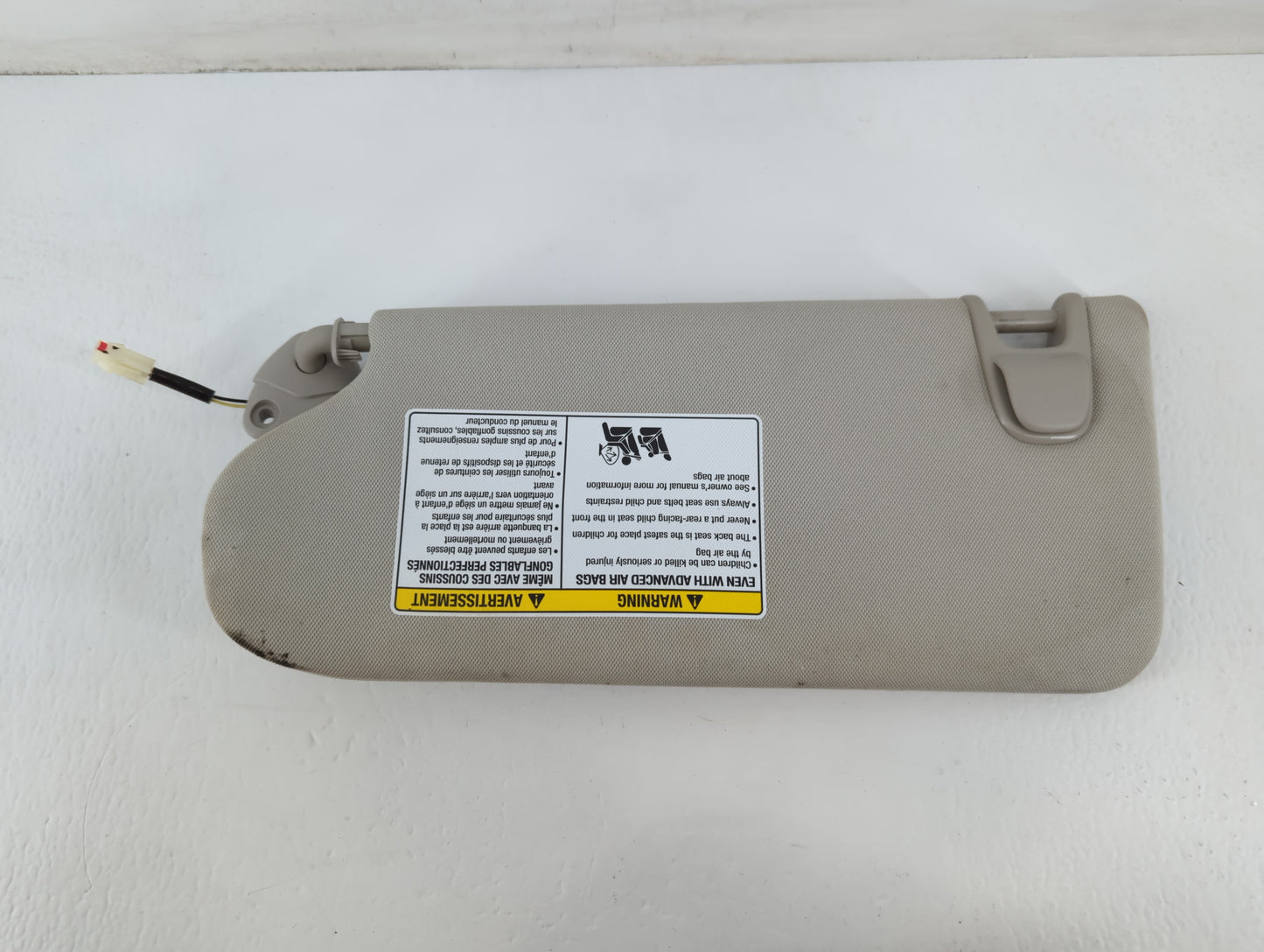 2019-2020 Infiniti Qx50 Sun Visor Shade Replacement Passenger Right Mirror Fits Fits 2019 2020 OEM Used Auto Parts - Oemusedautoparts1.com