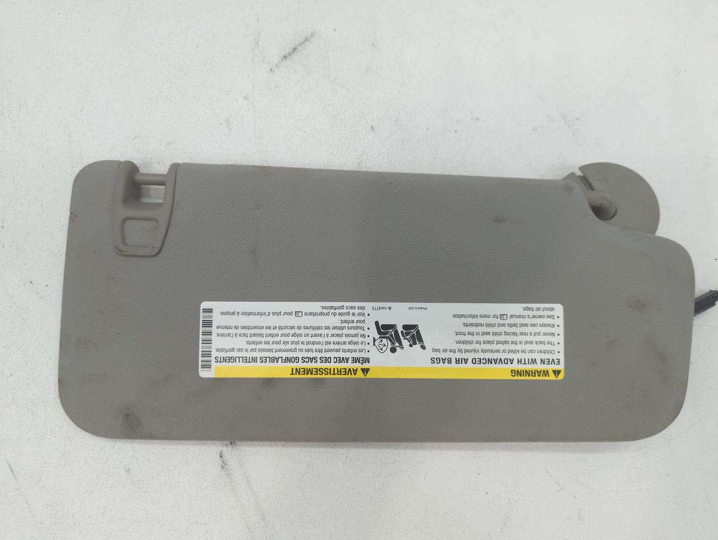 2011 Chevrolet Traverse Sun Visor Shade Replacement Driver Left Mirror Fits OEM Used Auto Parts - Oemusedautoparts1.com