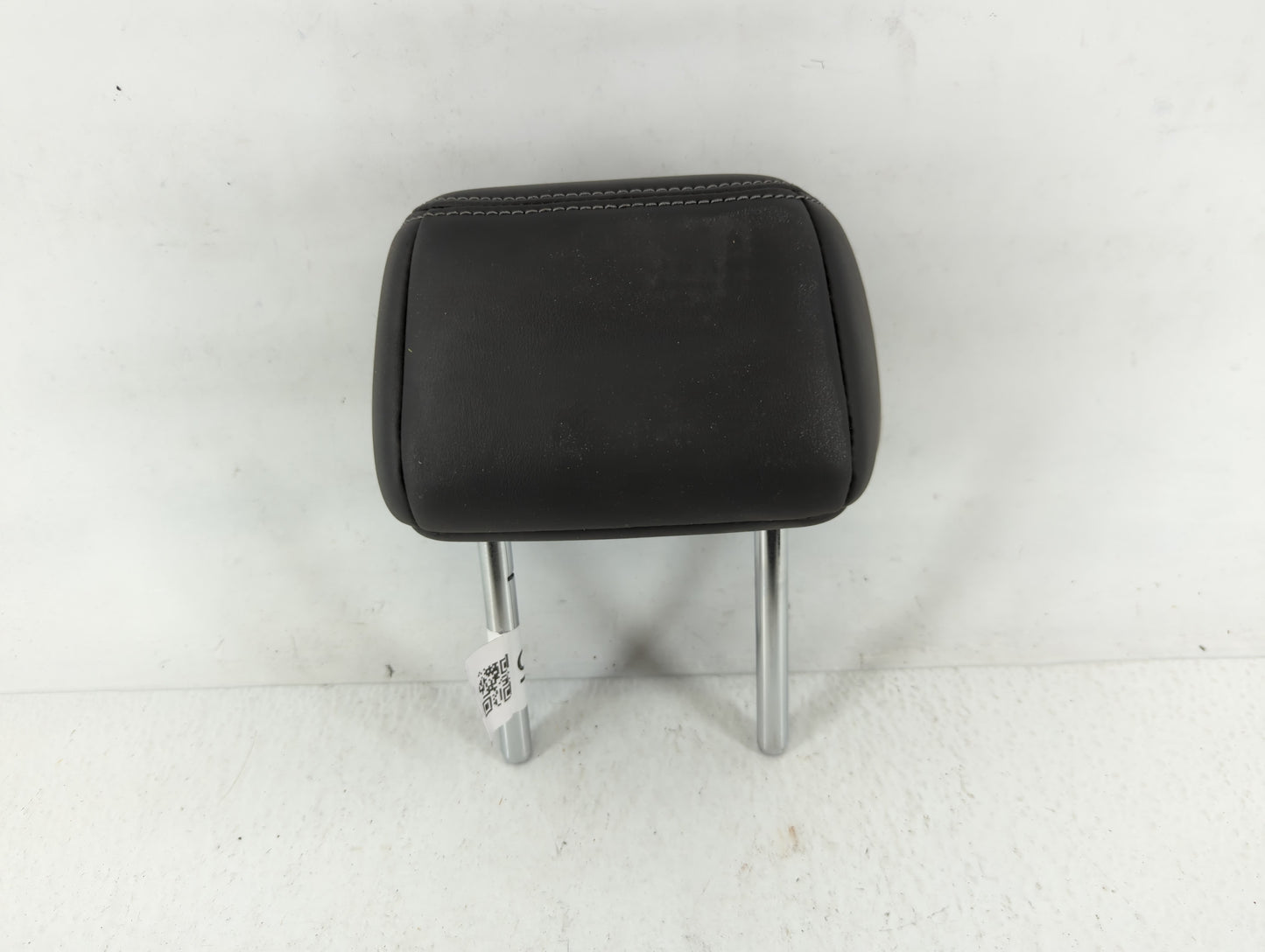 2019-2020 Infiniti Q50 Headrest Head Rest Rear Center Seat Fits Fits 2019 2020 OEM Used Auto Parts - Oemusedautoparts1.com