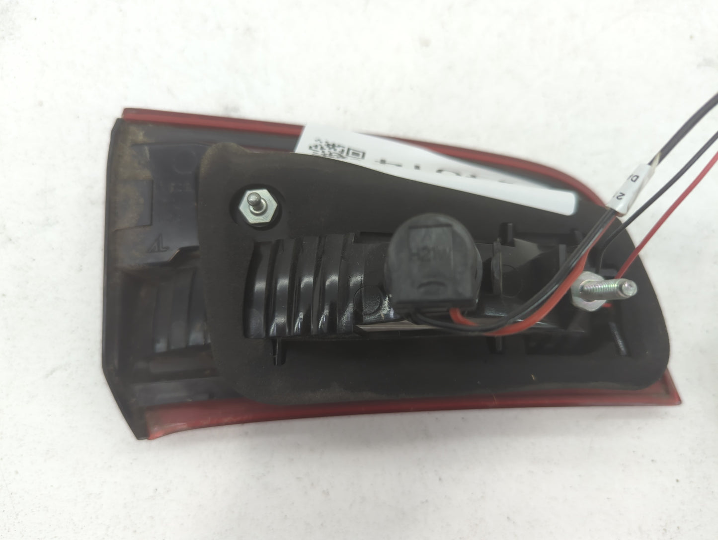 2011-2018 Volvo S60 Tail Light Assembly Passenger Right OEM P/N:30796272 Fits Fits 2011 2012 2013 2014 2015 2016 2017 2018 OEM Used Auto Parts - Oemusedautoparts1.com