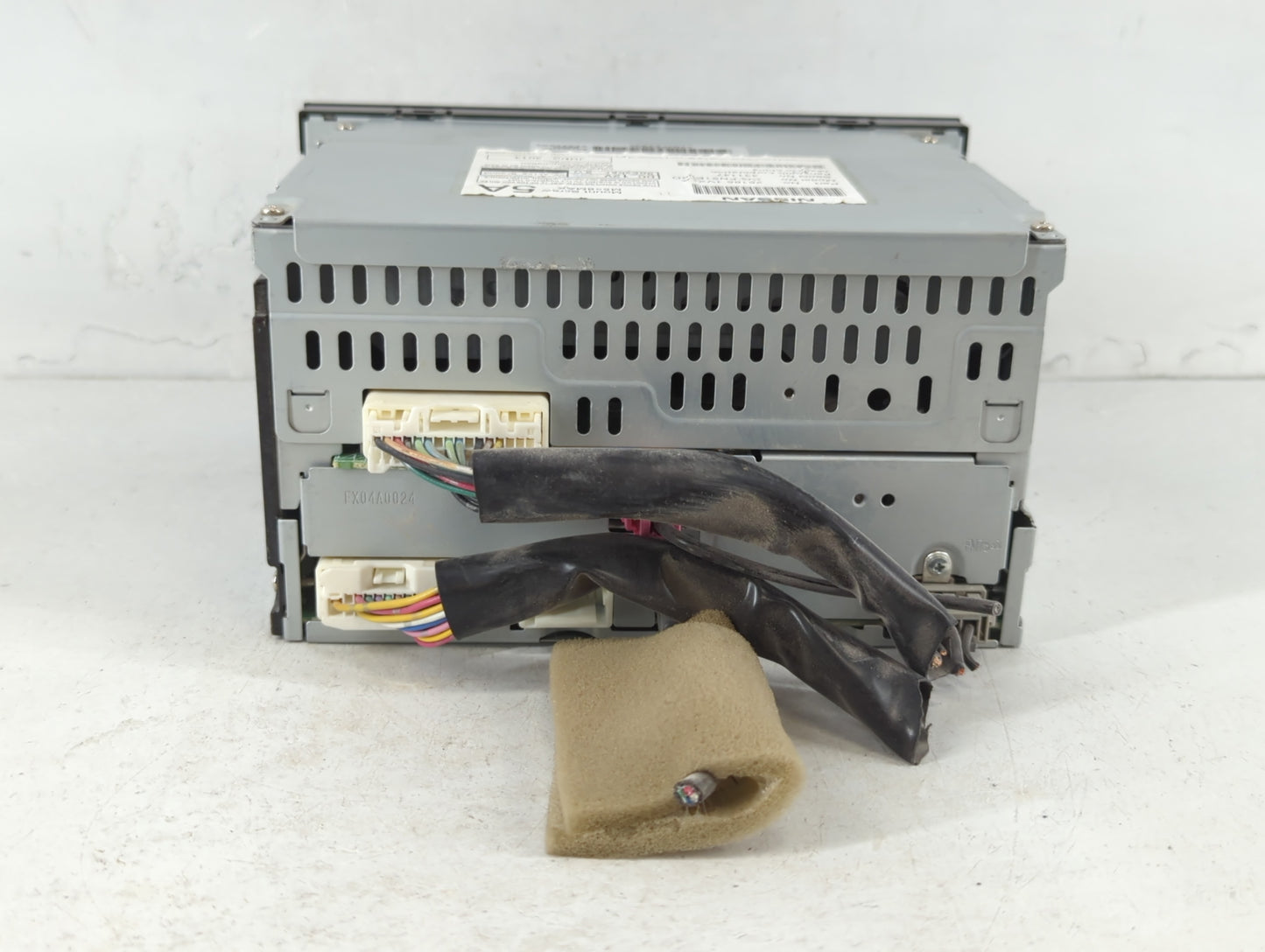 2012-2015 Nissan Rogue Radio AM FM Cd Player Receiver Replacement P/N:28185 1VX2A Fits Fits 2012 2013 2014 2015 OEM Used Auto Parts - Oemusedautoparts1.com