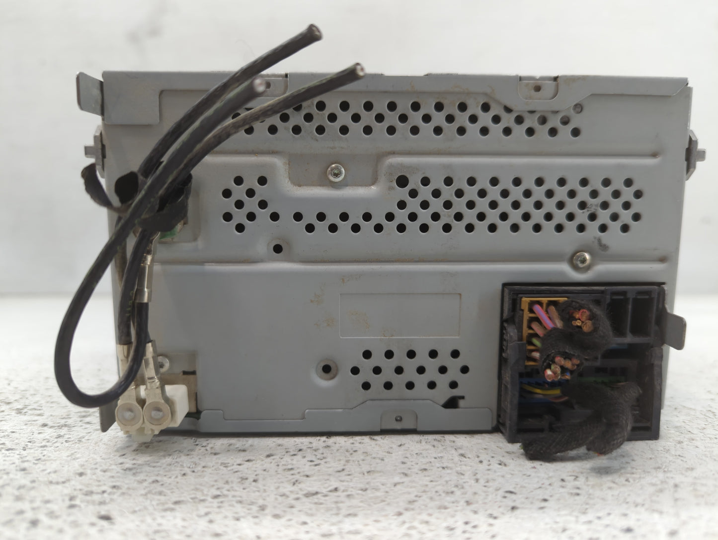 2012-2015 Volkswagen Passat Radio AM FM Cd Player Receiver Replacement P/N:1K0 035 164 F Fits Fits 2011 2012 2013 2014 2015 2016 OEM Used Auto Parts - Oemusedautoparts1.com