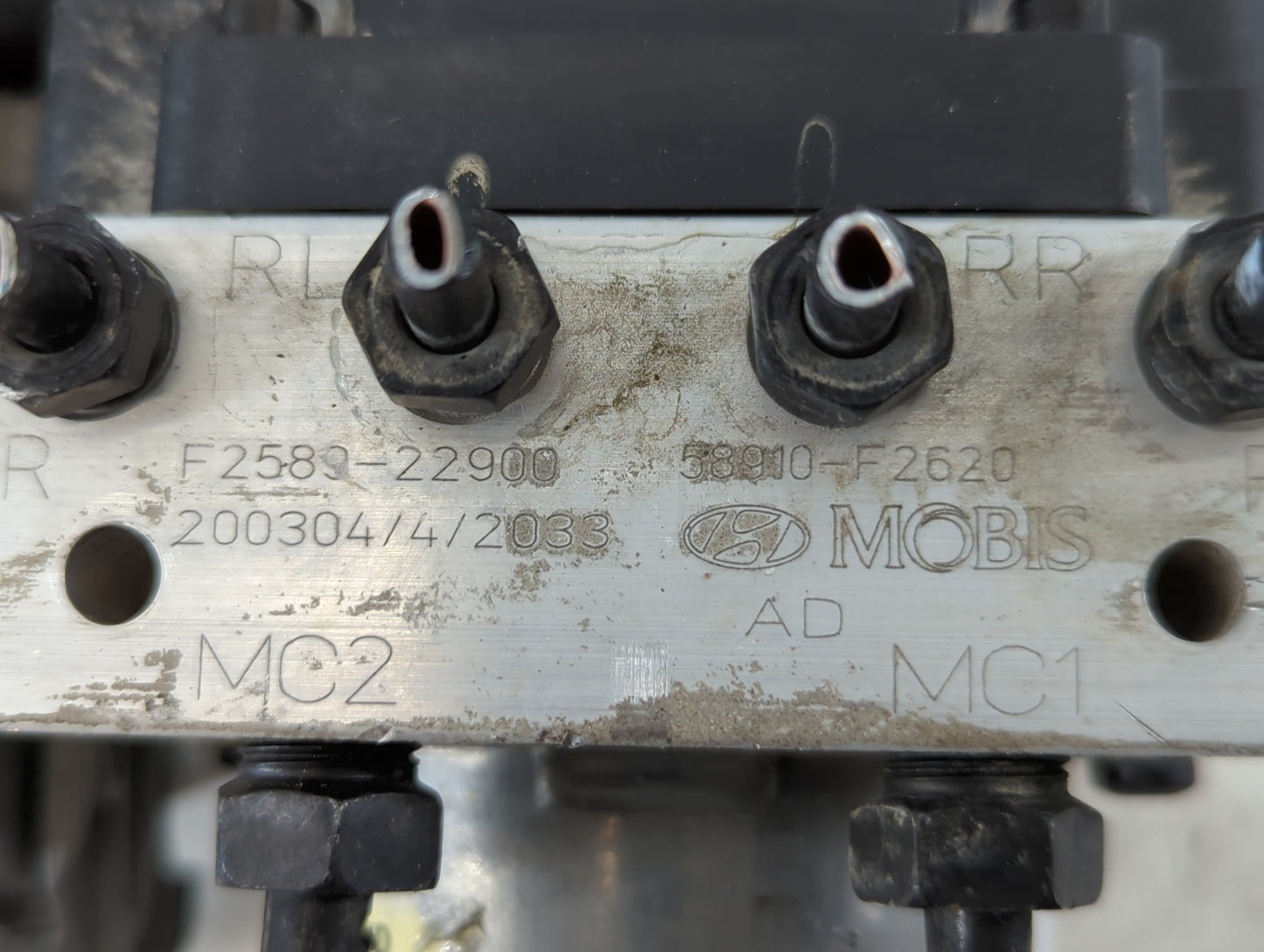 2019-2020 Hyundai Elantra ABS Pump Control Module Replacement P/N:F2589-22900 Fits Fits 2019 2020 OEM Used Auto Parts - Oemusedautoparts1.com