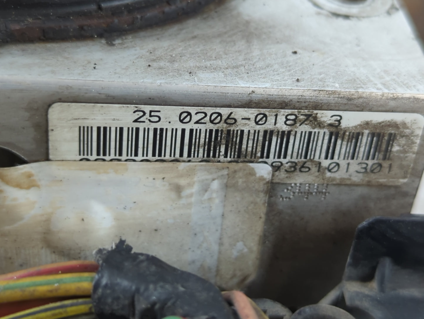 2006 Ford Expedition ABS Pump Control Module Replacement P/N:0206-0187 Fits OEM Used Auto Parts - Oemusedautoparts1.com