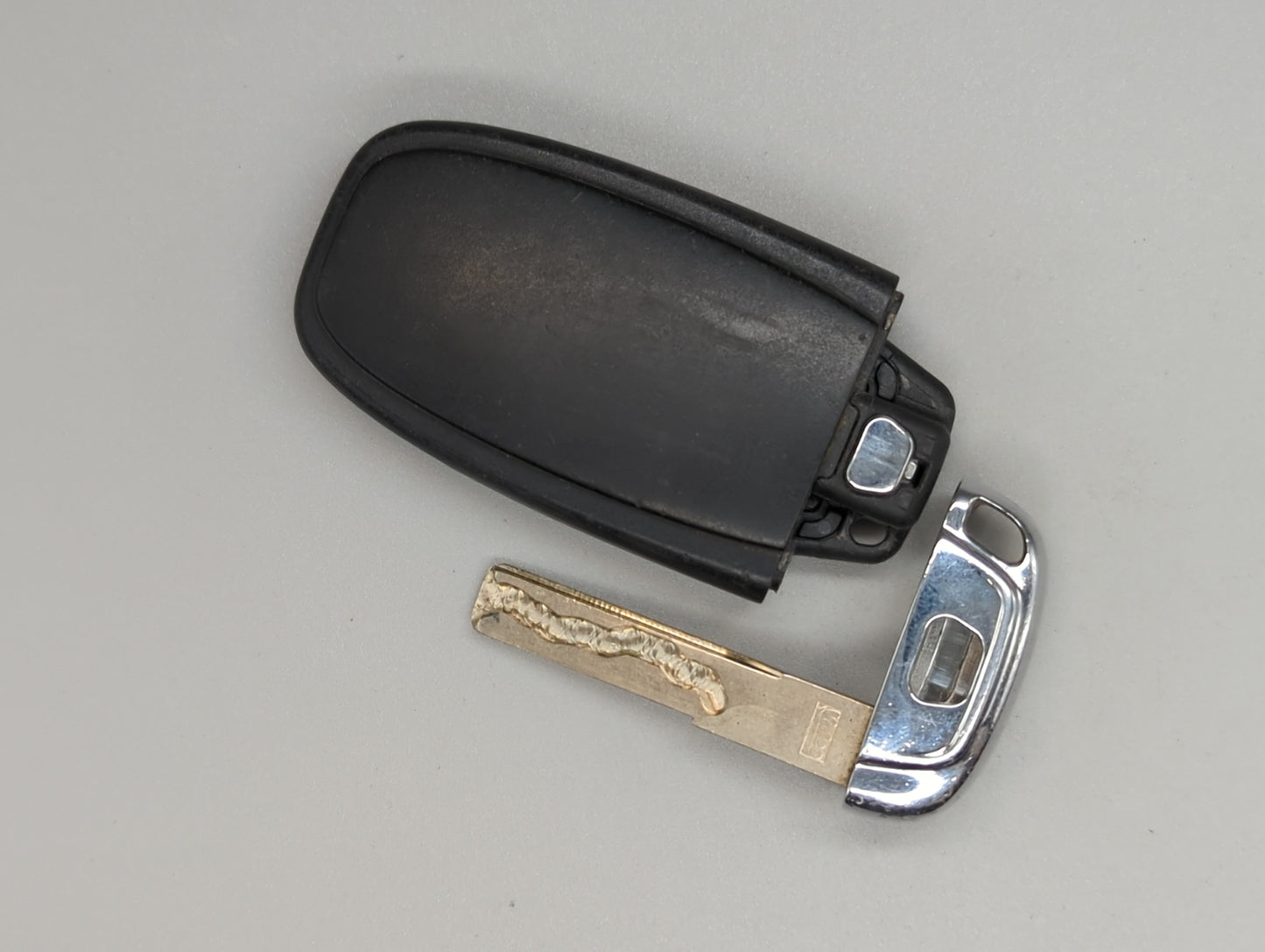 Audi Keyless Entry Remote Fob IYZFBSB802 8T0.959.754A 4 buttons - Oemusedautoparts1.com