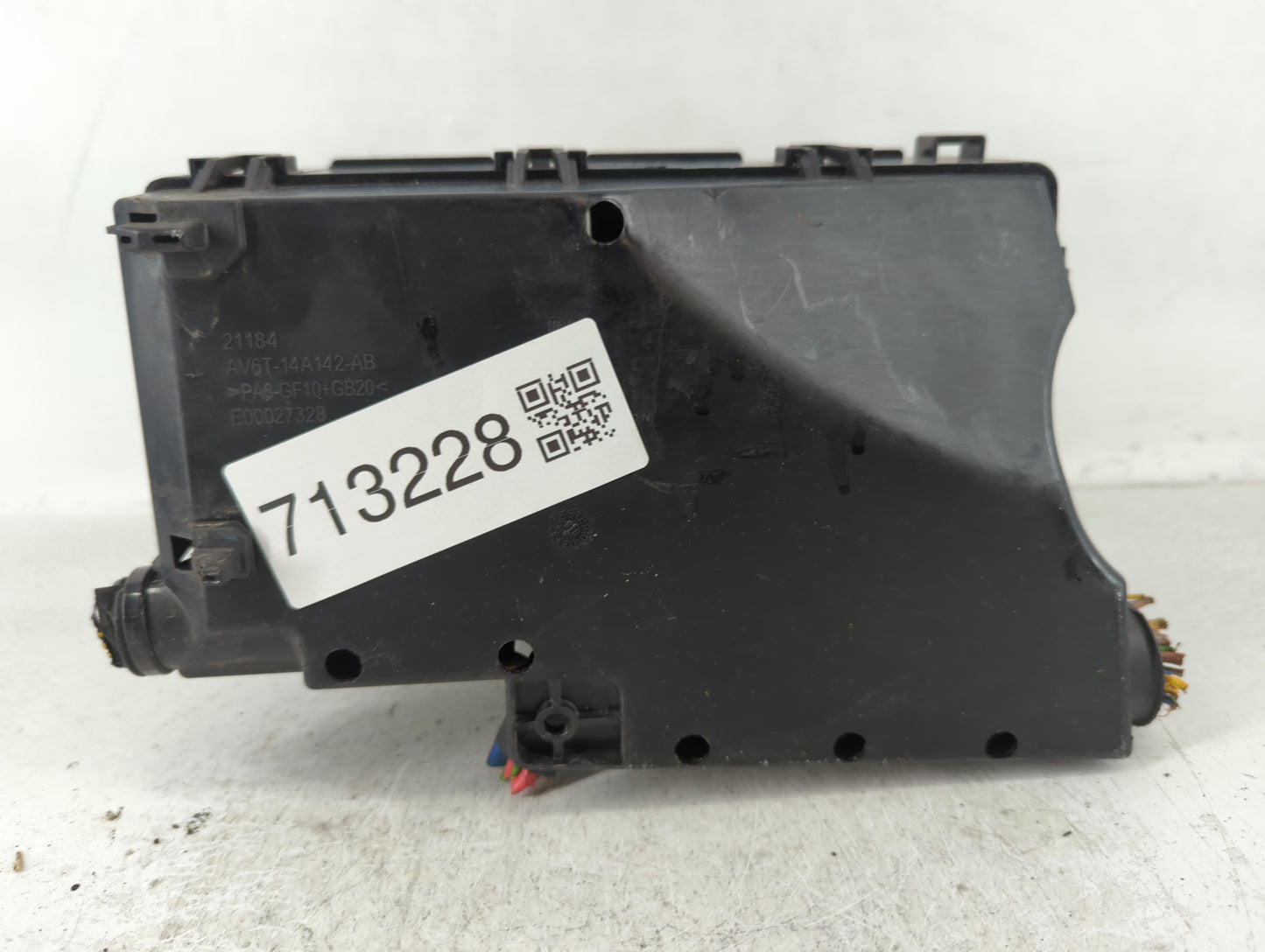 2018 Ford Escape Fusebox Fuse Box Panel Relay Module P/N:E02345500 AV6T-14A067-AD Fits OEM Used Auto Parts - Oemusedautoparts1.com