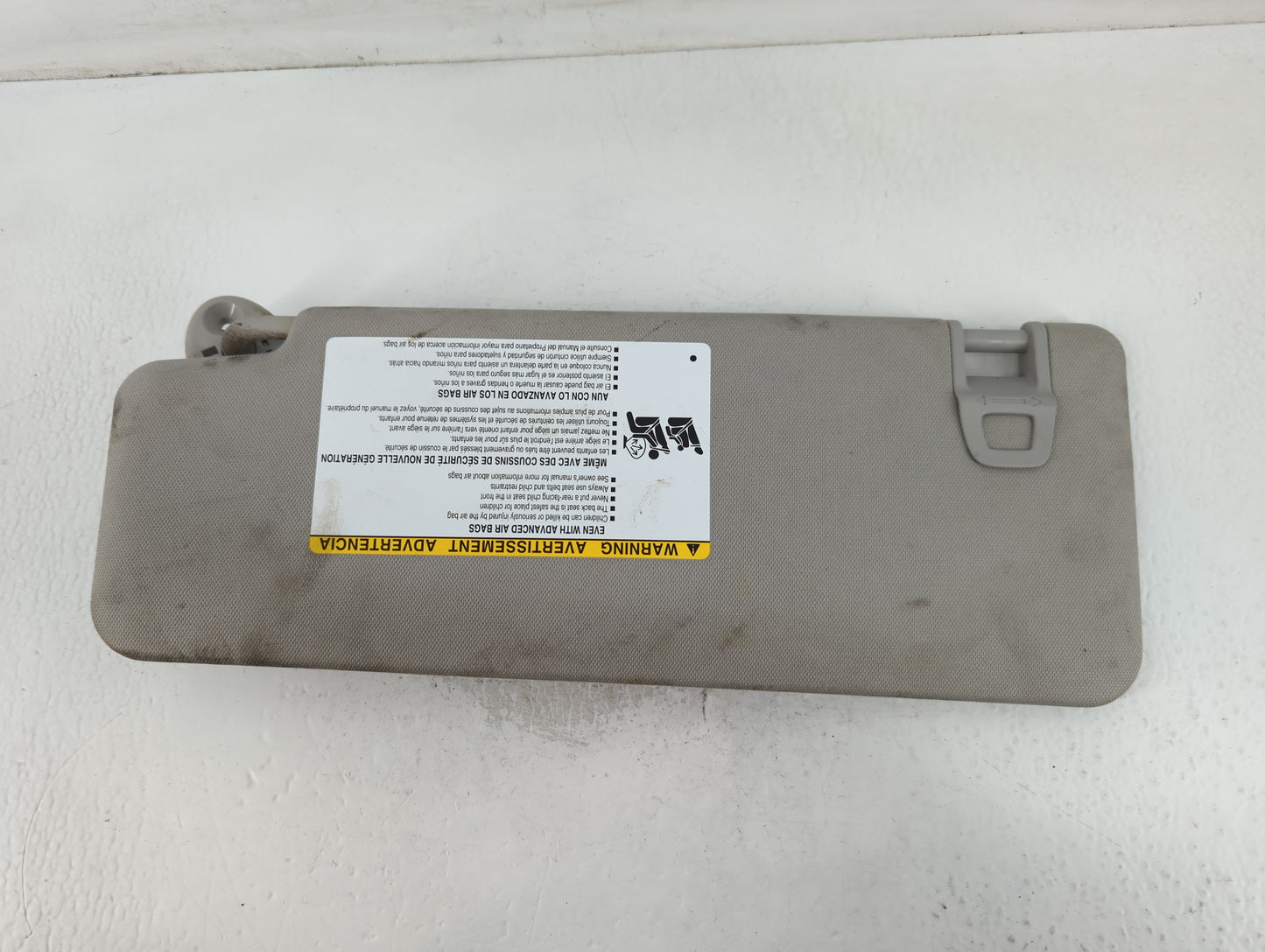 2021-2022 Toyota Sienna Sun Visor Shade Replacement Passenger Right Mirror Fits Fits 2021 2022 OEM Used Auto Parts - Oemusedautoparts1.com