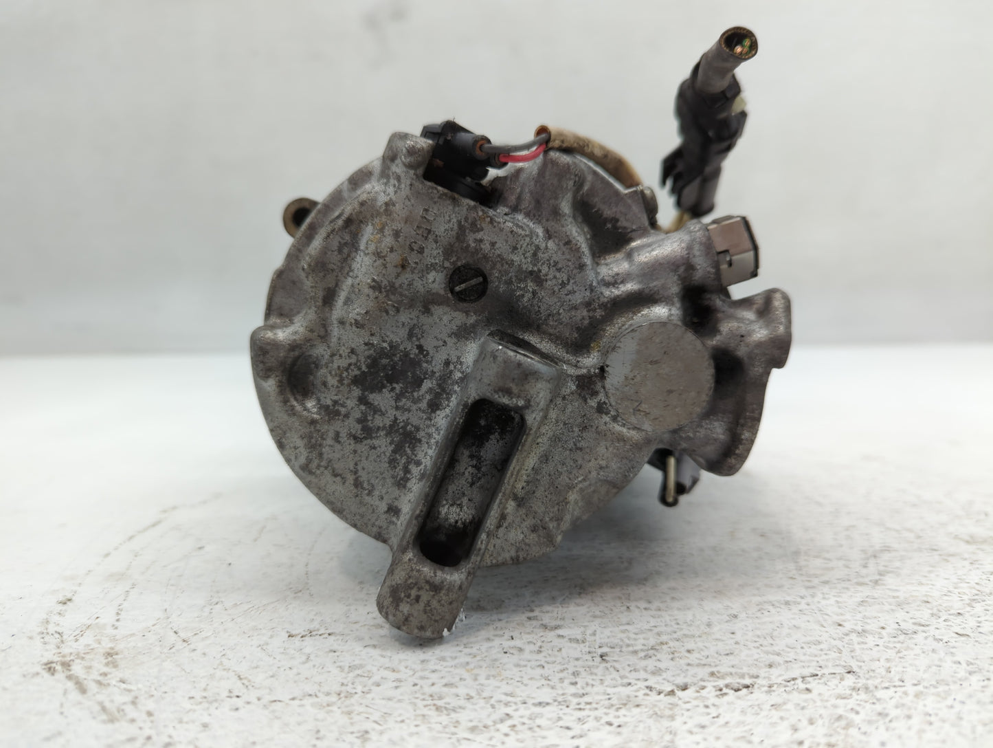 2017-2019 Infiniti Qx30 Air Conditioning A/c Ac Compressor Oem - Oemusedautoparts1.com