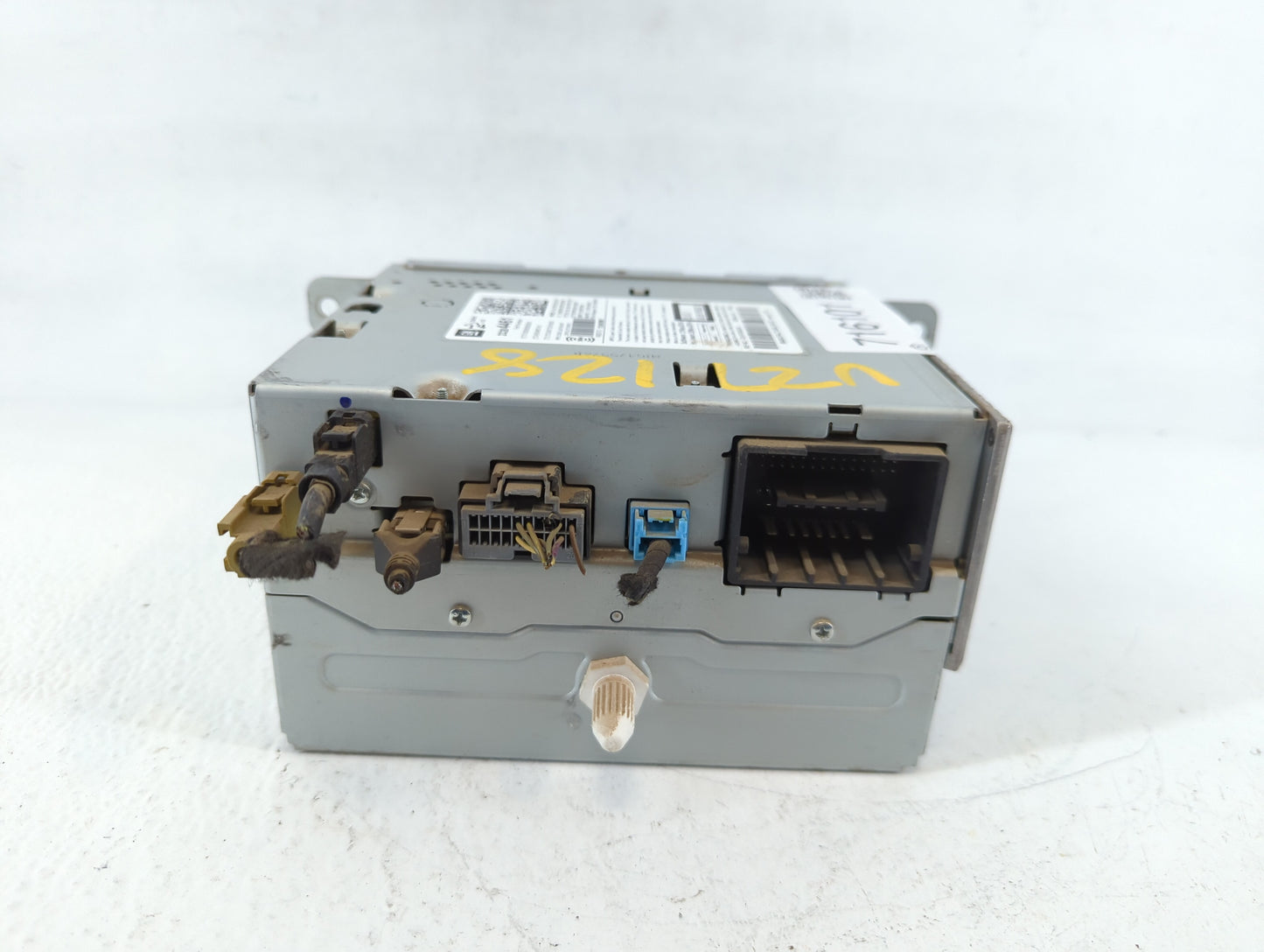 2014-2016 Chevrolet Malibu Radio AM FM Cd Player Receiver Replacement P/N:23284461 Fits Fits 2014 2015 2016 OEM Used Auto Parts - Oemusedautoparts1.com