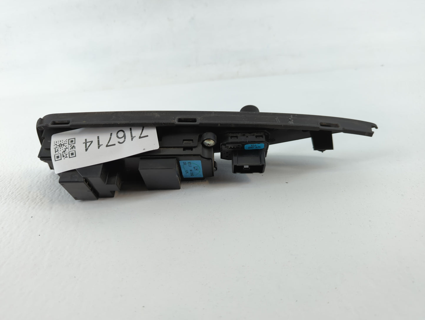 2010-2013 Suzuki Kizashi Master Power Window Switch Replacement Driver Side Left P/N:2362V 57L0 Fits Fits 2010 2011 2012 2013 OEM Used Auto Parts - Oemusedautoparts1.com
