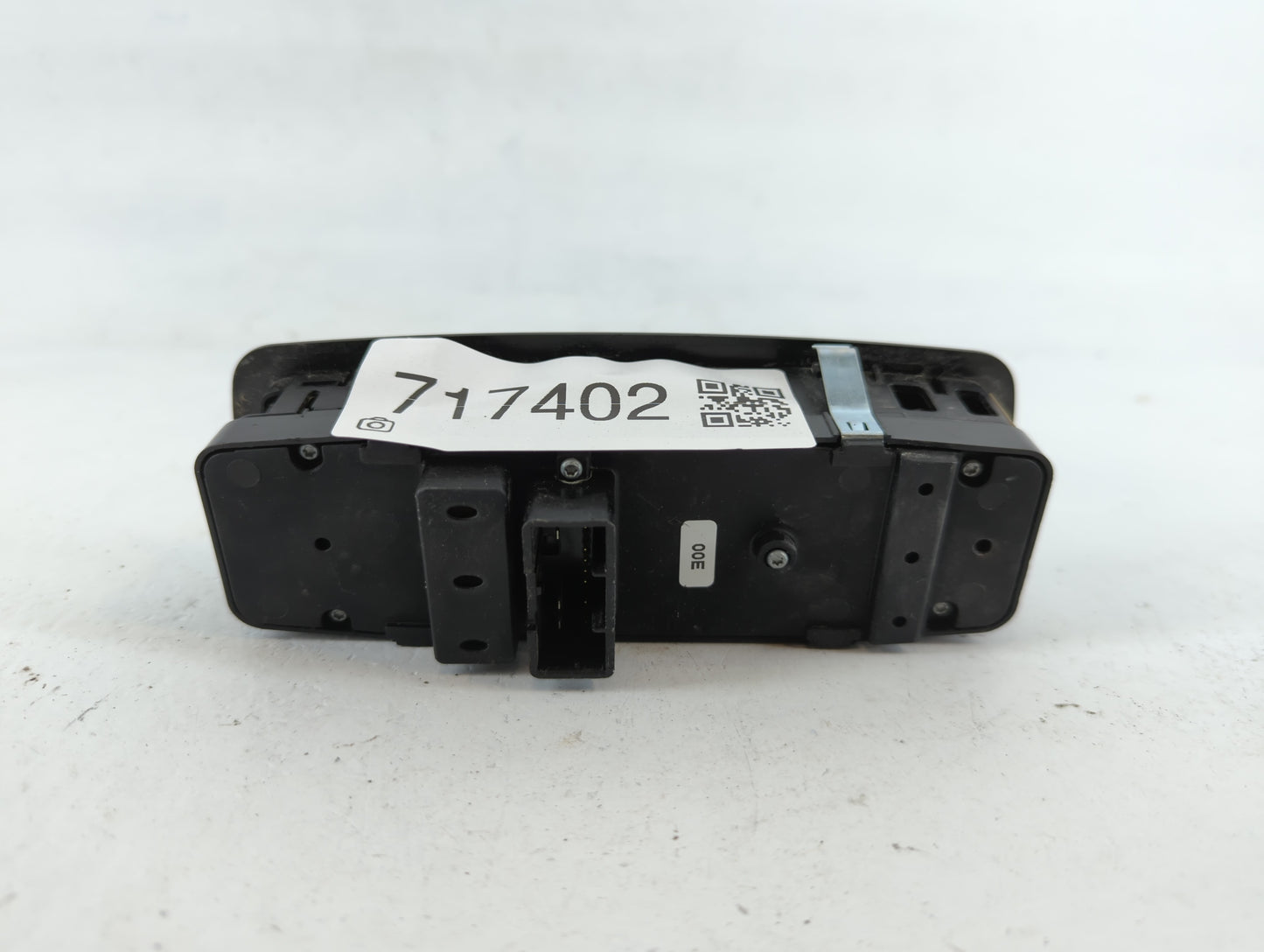 2006-2014 Jeep Grand Cherokee Master Power Window Switch Replacement Driver Side Left P/N:68030 823AB Fits OEM Used Auto Parts - Oemusedautoparts1.com