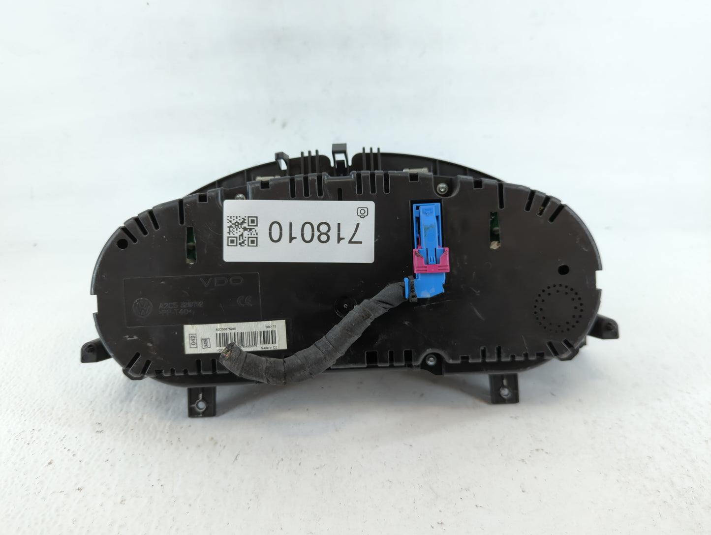 2010-2011 Volkswagen Cc Instrument Cluster Speedometer Gauges P/N:3C8920 970M Fits Fits 2010 2011 OEM Used Auto Parts - Oemusedautoparts1.com