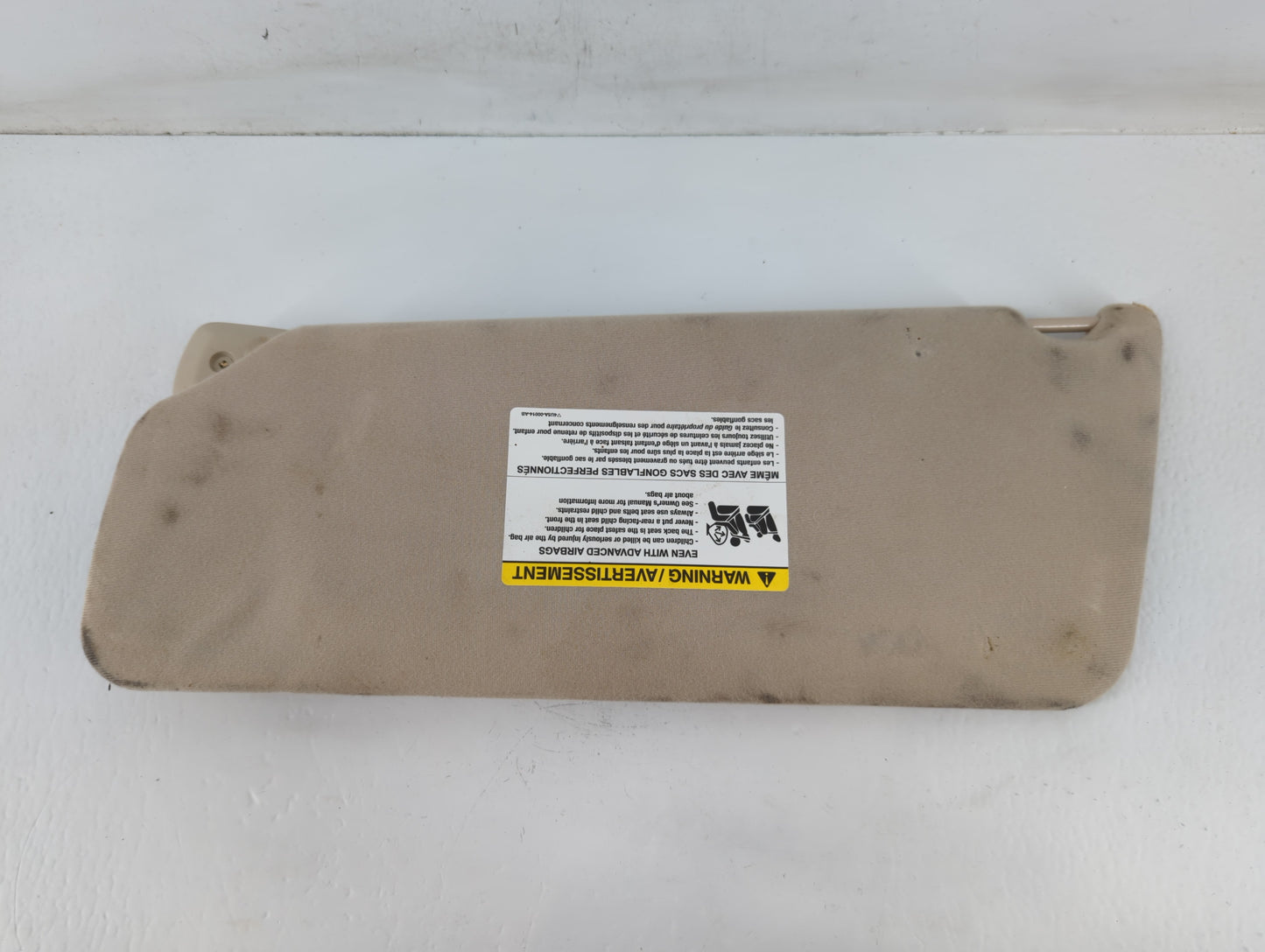 2004-2008 Ford F-150 Sun Visor Shade Replacement Passenger Right Mirror Fits Fits 2004 2005 2006 2007 2008 OEM Used Auto Parts - Oemusedautoparts1.com