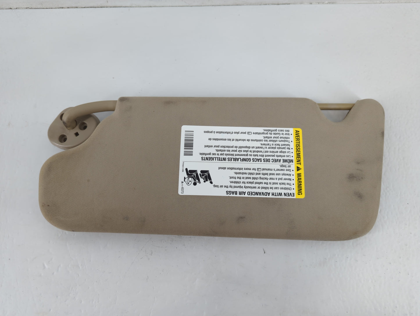 2006-2016 Chevrolet Impala Sun Visor Shade Replacement Passenger Right Mirror Fits OEM Used Auto Parts - Oemusedautoparts1.com