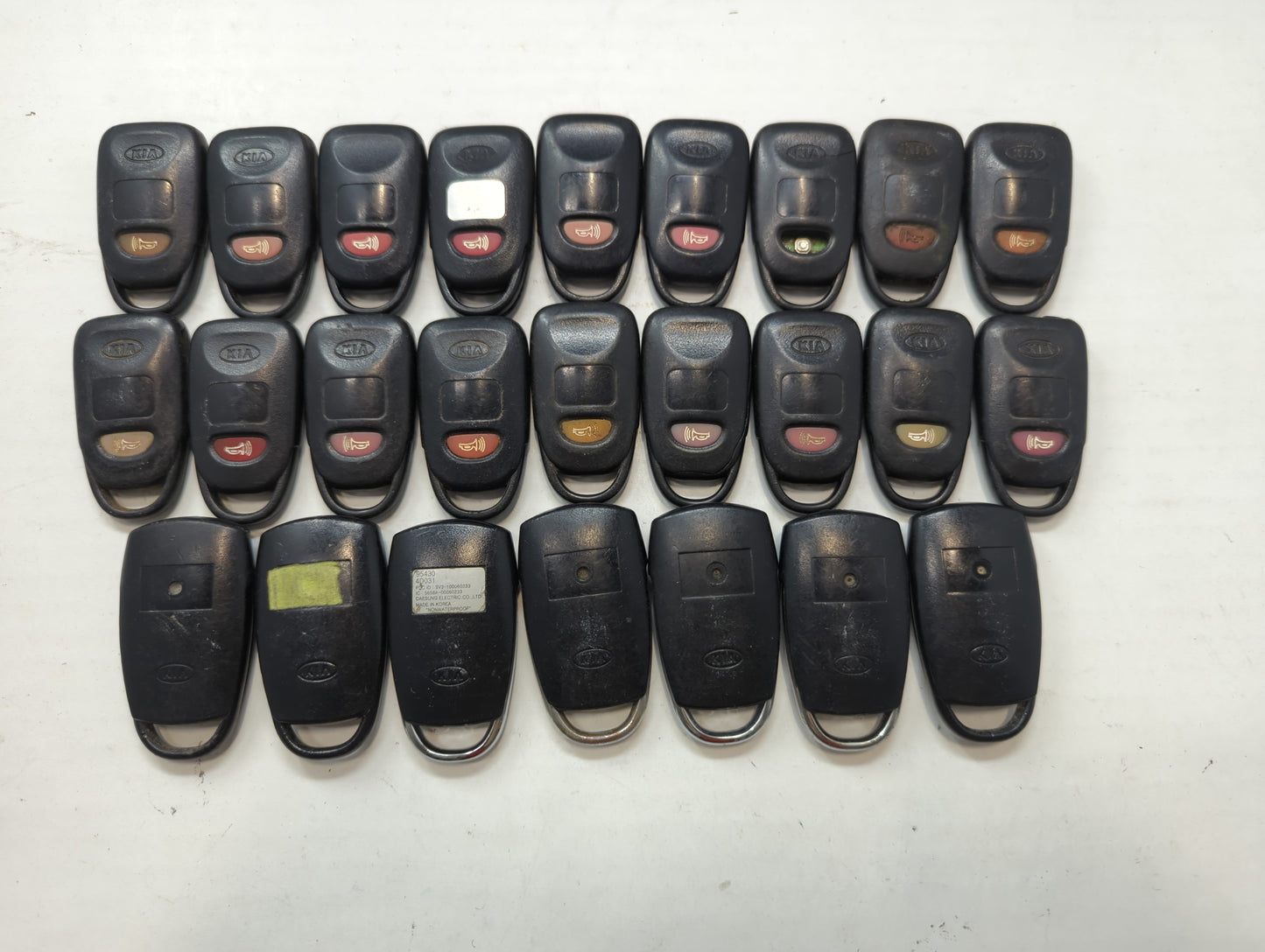 Lot of 25 Kia Keyless Entry Remote Fob MIXED FCC IDS MIXED PART NUMBERS - Oemusedautoparts1.com