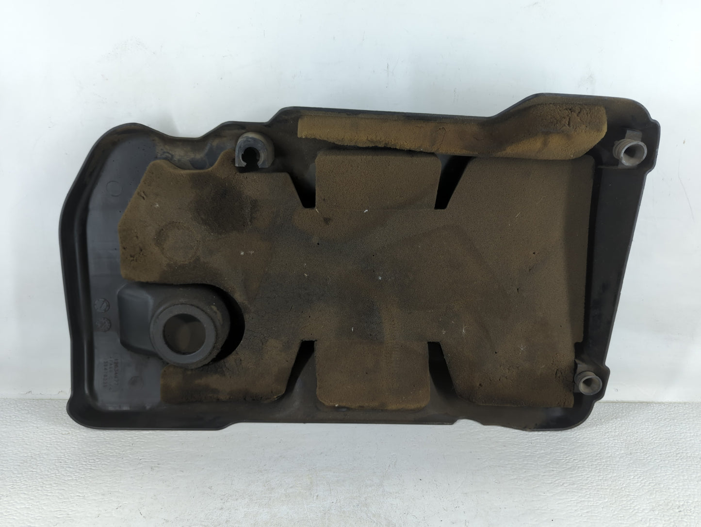 2010 Chevrolet Equinox Engine Cover - Oemusedautoparts1.com