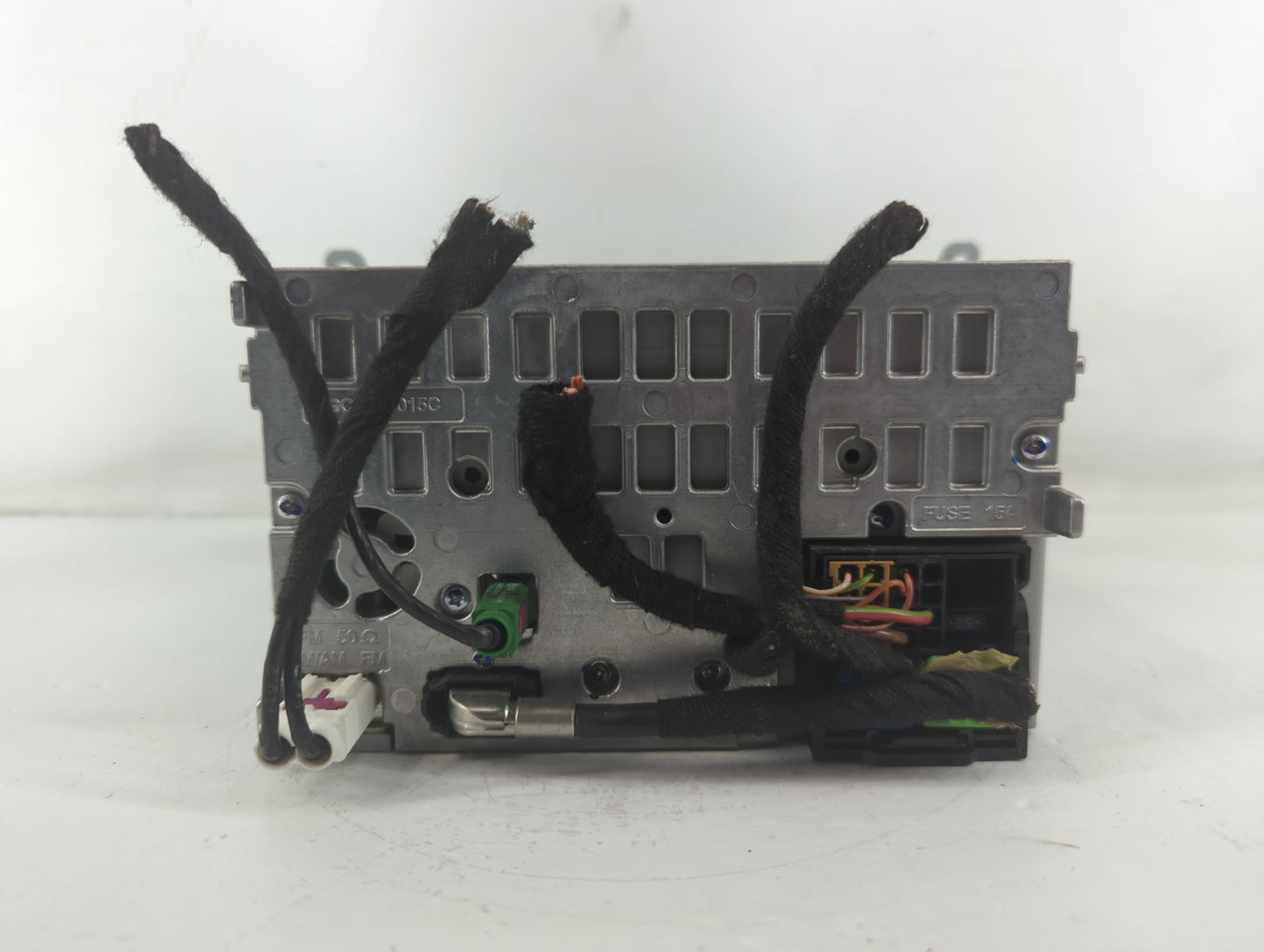 2010-2012 Audi A4 Radio AM FM Cd Player Receiver Replacement P/N:8T1 035 186 R Fits Fits 2010 2011 2012 2013 2014 2015 2016 2017 OEM Used Auto Parts - Oemusedautoparts1.com