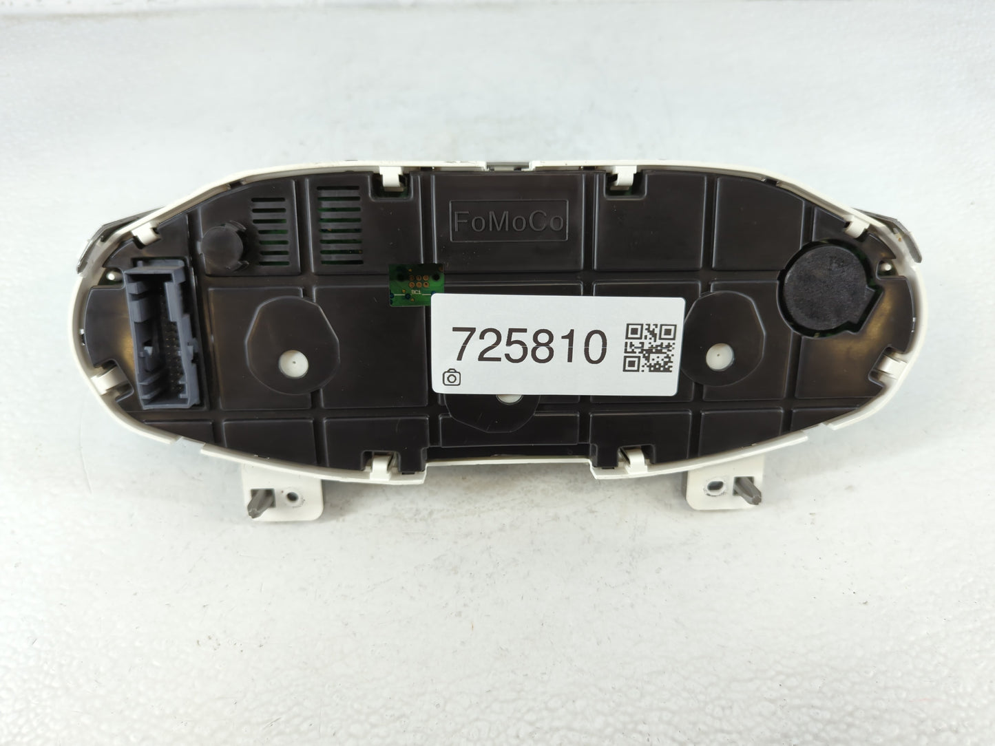 2012-2013 Ford Fiesta Instrument Cluster Speedometer Gauges P/N:DE8T-10849-CB Fits Fits 2012 2013 OEM Used Auto Parts - Oemusedautoparts1.com