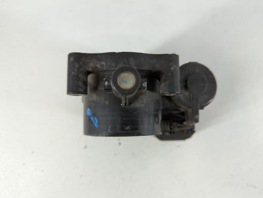 2008-2010 Chrysler Town & Country Throttle Body P/N:0 280 750 460 04593858AA Fits Fits 2008 2009 2010 2011 OEM Used Auto Parts
