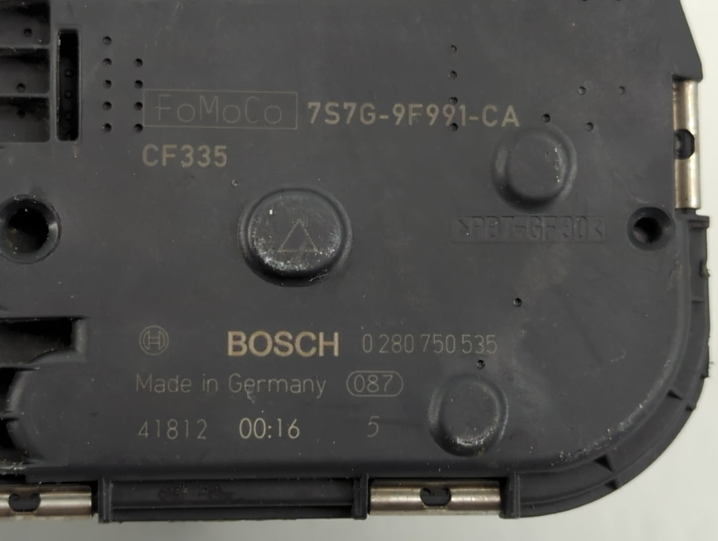 2014-2019 Ford Fiesta Throttle Body P/N:7S7G-9F991-CA Fits Fits 2013 2014 2015 2016 2017 2018 2019 OEM Used Auto Parts - Oemusedautoparts1.com