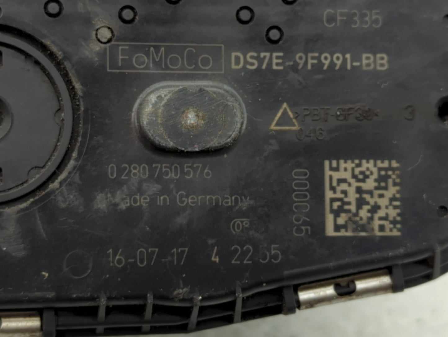 2017-2020 Lincoln Mkz Throttle Body P/N:DS7E-9F991-BB Fits Fits 2014 2015 2016 2017 2018 2019 2020 2021 2022 OEM Used Auto Parts - Oemusedautoparts1.com