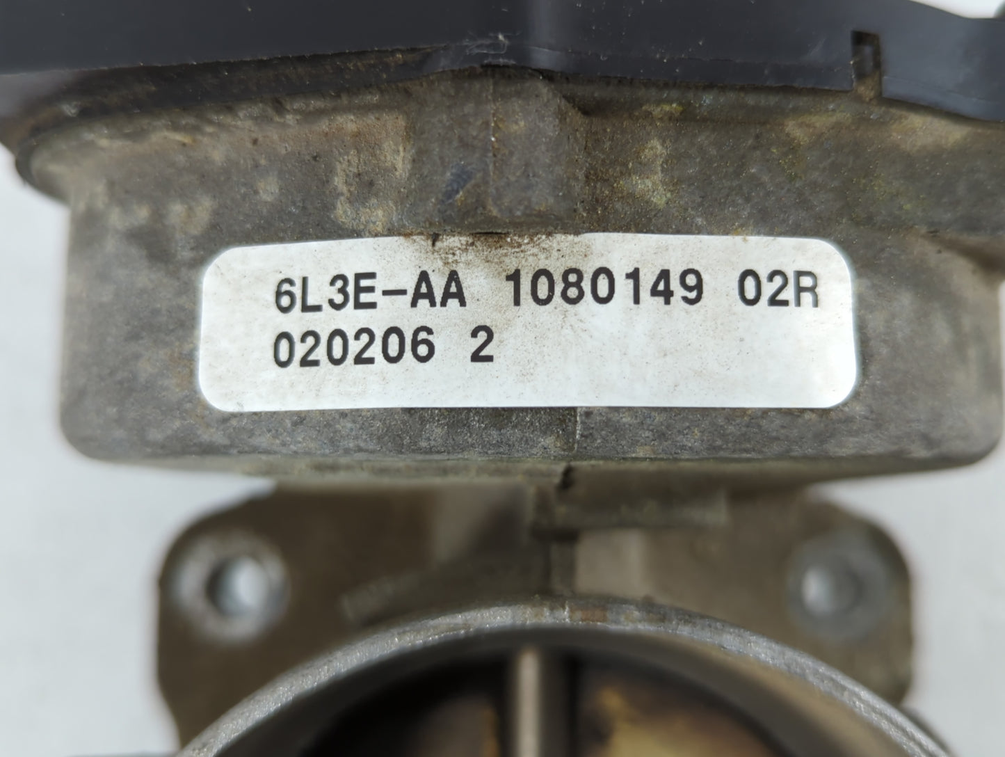 2007 Ford Expedition Throttle Body P/N:020206 2 1080149 02R, 6L3E-AA Fits Fits 2004 2005 2006 2008 2009 2010 OEM Used Auto Parts - Oemusedautoparts1.com