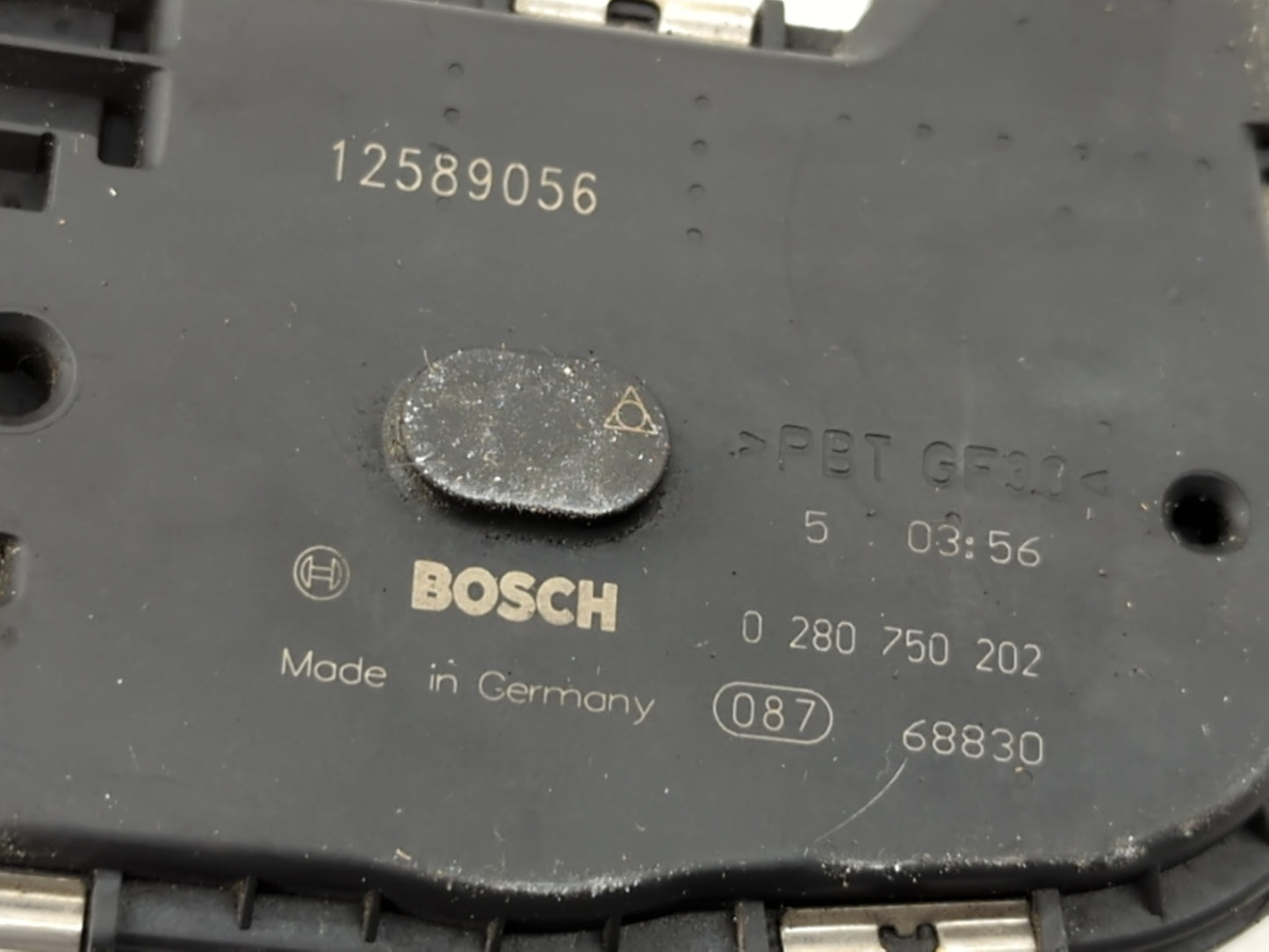 2005-2007 Cadillac Sts Throttle Body P/N:0 280 750 202 12589056 Fits Fits 2004 2005 2006 2007 2008 OEM Used Auto Parts - Oemusedautoparts1.com