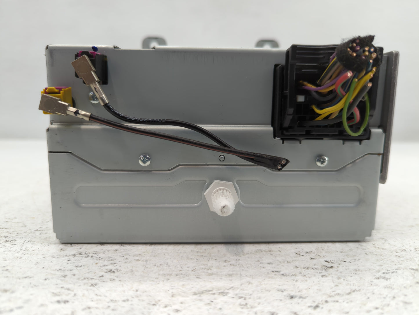 2013-2016 Chevrolet Cruze Radio AM FM Cd Player Receiver Replacement P/N:22976137 Fits Fits 2013 2014 2015 2016 OEM Used Auto Parts - Oemusedautoparts1.com