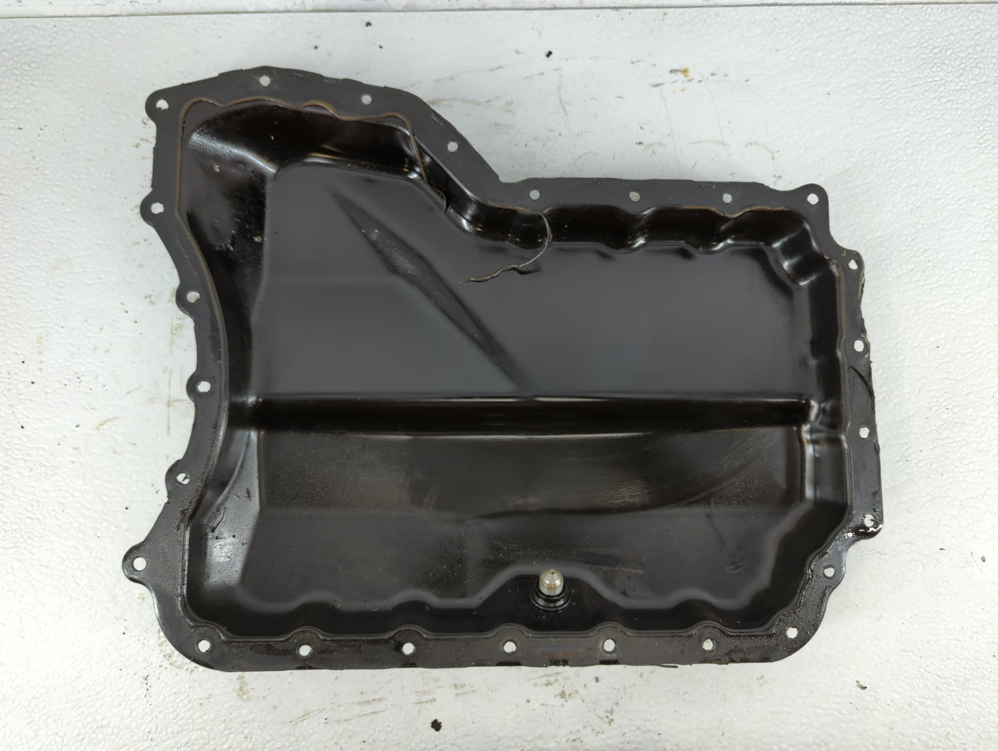 2005-2014 Volkswagen Jetta Engine Oil Pan Fits Fits 2005 2006 2007 2008 2009 2010 2011 2012 2013 2014 OEM Used Auto Parts - Oemusedautoparts1.com