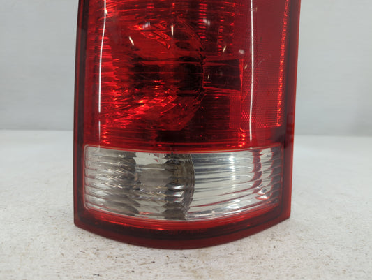 2002-2003 Saturn Vue Tail Light Assembly Passenger Right OEM P/N:CX-13407-AB Fits Fits 2002 2003 OEM Used Auto Parts