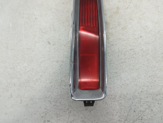 1994-1999 Cadillac Deville Rear Center Lid Brake Light Tail Light P/N:5976656 Fits Fits 1994 1995 1996 1997 1998 1999 OEM Used Auto Parts