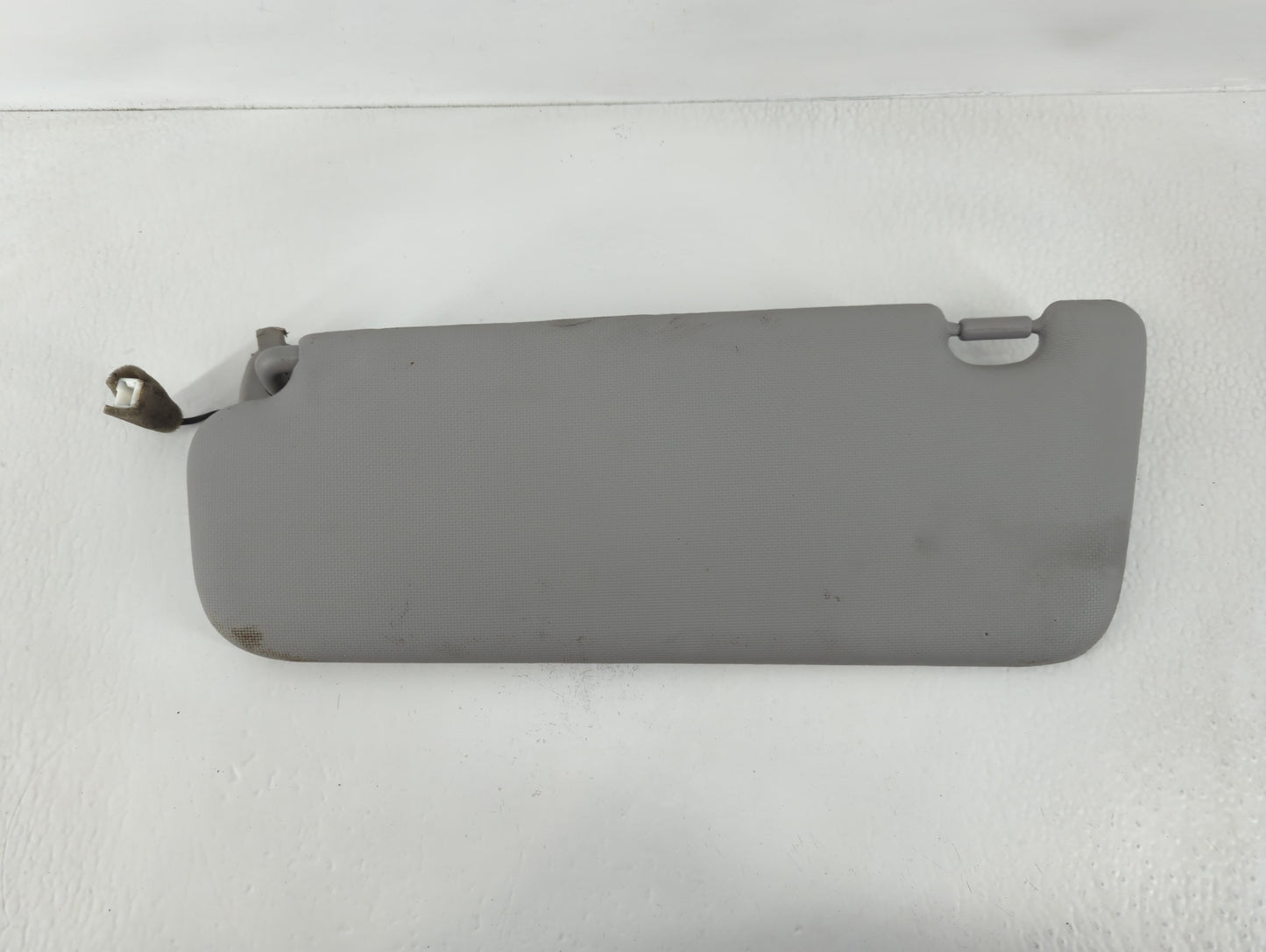 2006-2007 Hyundai Sonata Sun Visor Shade Replacement Passenger Right Mirror Fits Fits 2006 2007 OEM Used Auto Parts - Oemusedautoparts1.com