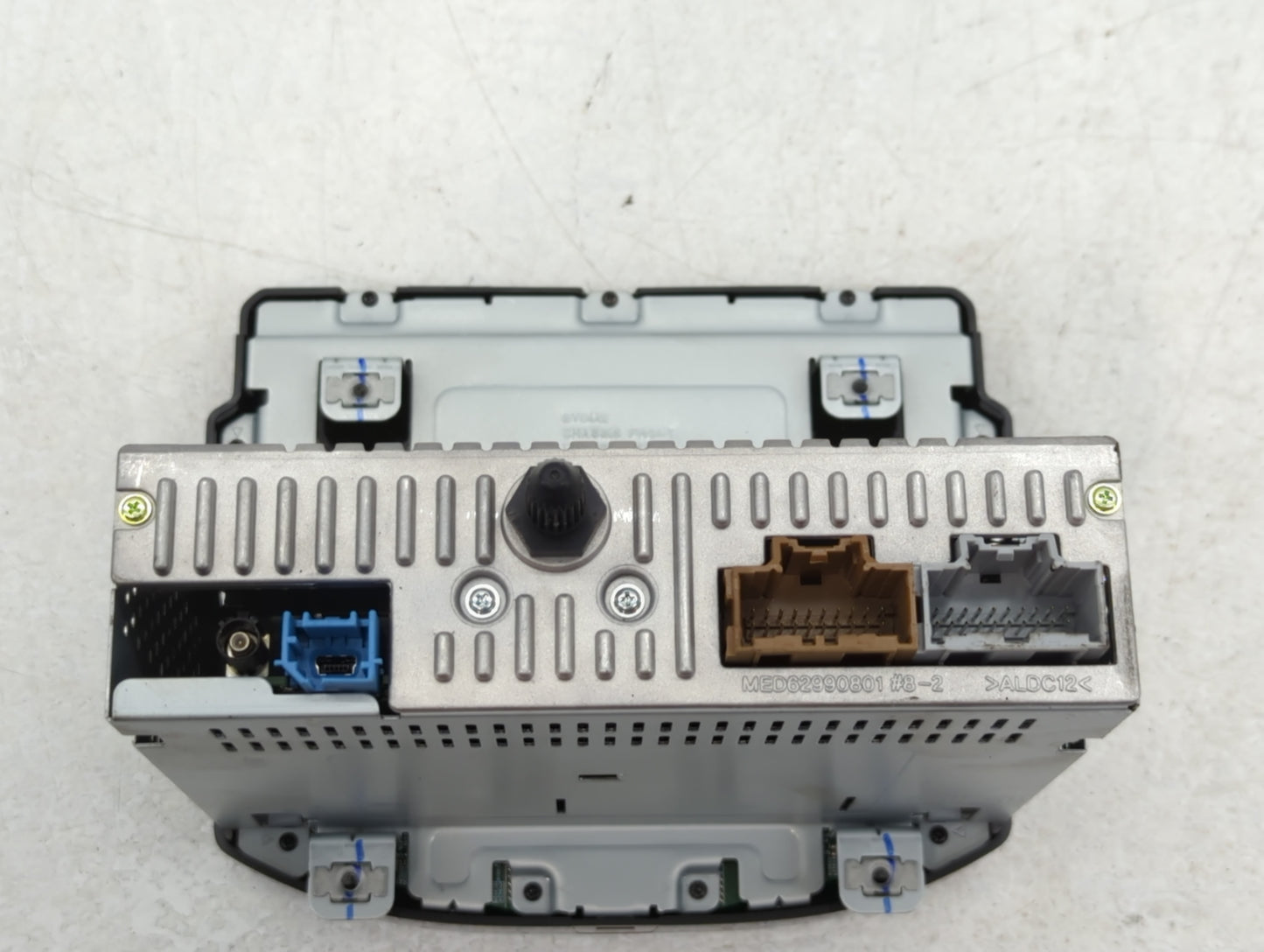 2018-2021 Chevrolet Traverse Radio AM FM Cd Player Receiver Replacement P/N:42645278 Fits Fits 2017 2018 2019 2020 2021 OEM Used Auto Parts - Oemusedautoparts1.com