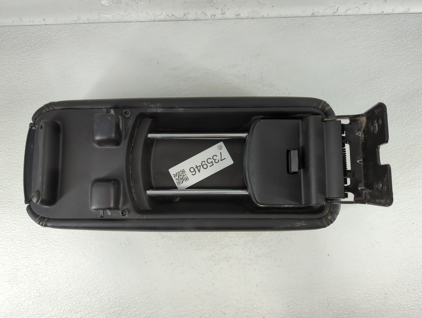 2012 Dodge Journey Center Console Armrest Cover Lid Fits OEM Used Auto Parts - Oemusedautoparts1.com