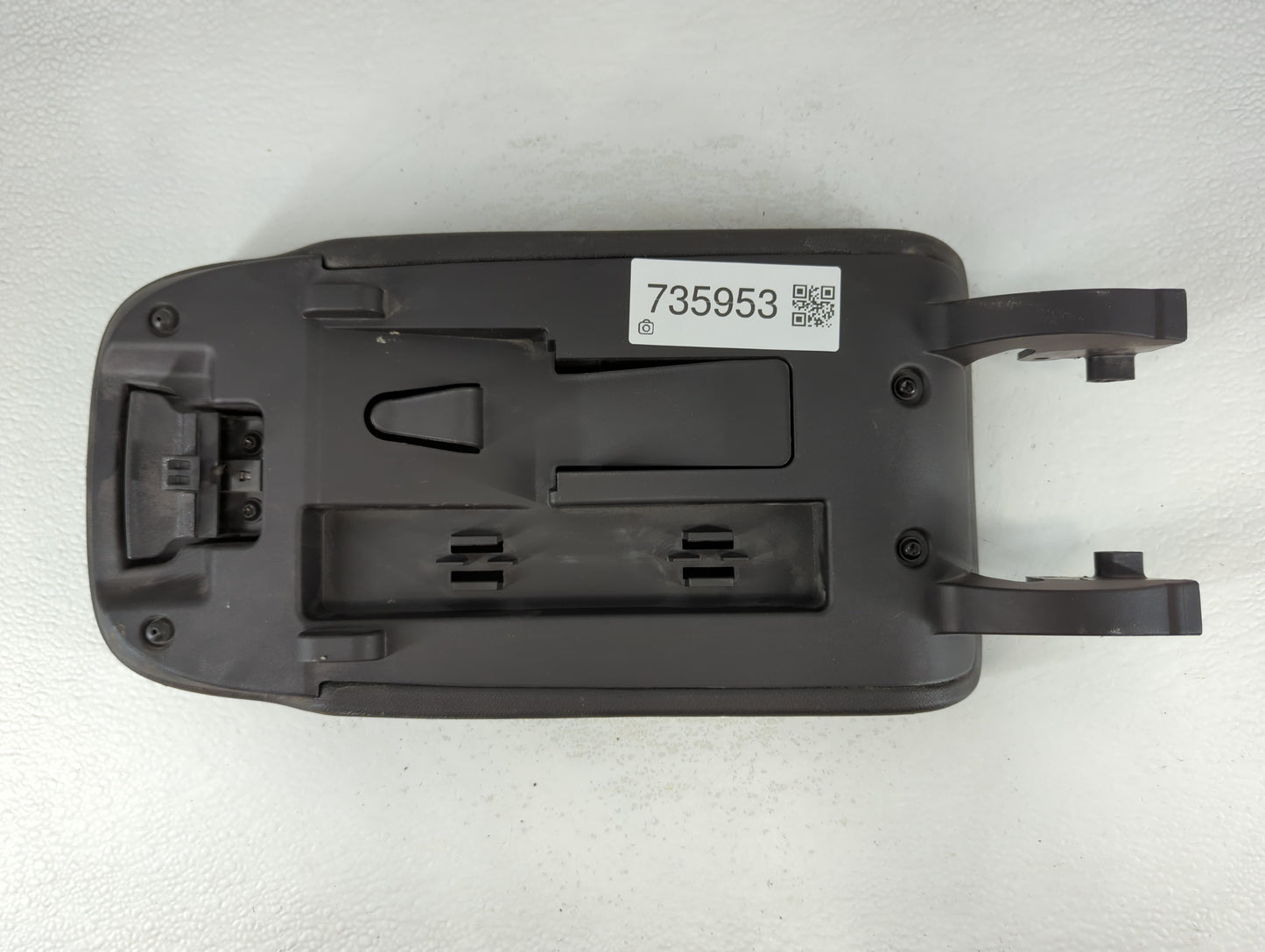 2018 Chevrolet Equinox Center Console Armrest Cover Lid Fits OEM Used Auto Parts - Oemusedautoparts1.com