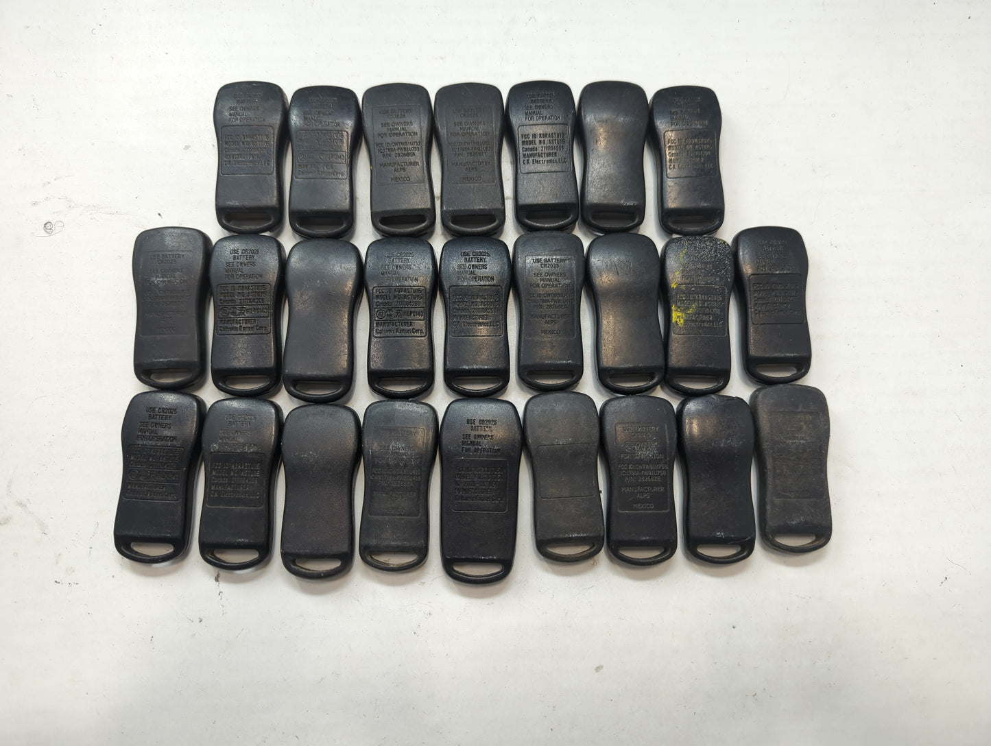 Lot of 25 Nissan Keyless Entry Remote Fob MIXED FCC IDS MIXED PART - Oemusedautoparts1.com