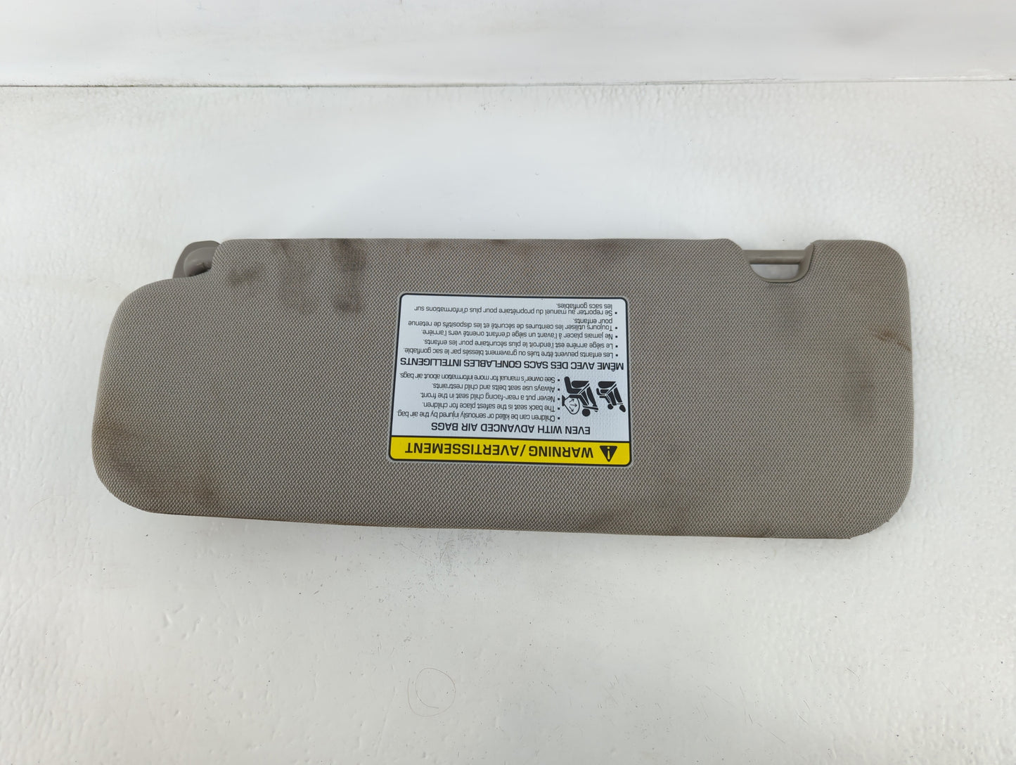 2015-2020 Kia Sedona Sun Visor Shade Replacement Driver Left Mirror Fits Fits 2015 2016 2017 2018 2019 2020 OEM Used Auto Parts - Oemusedautoparts1.com