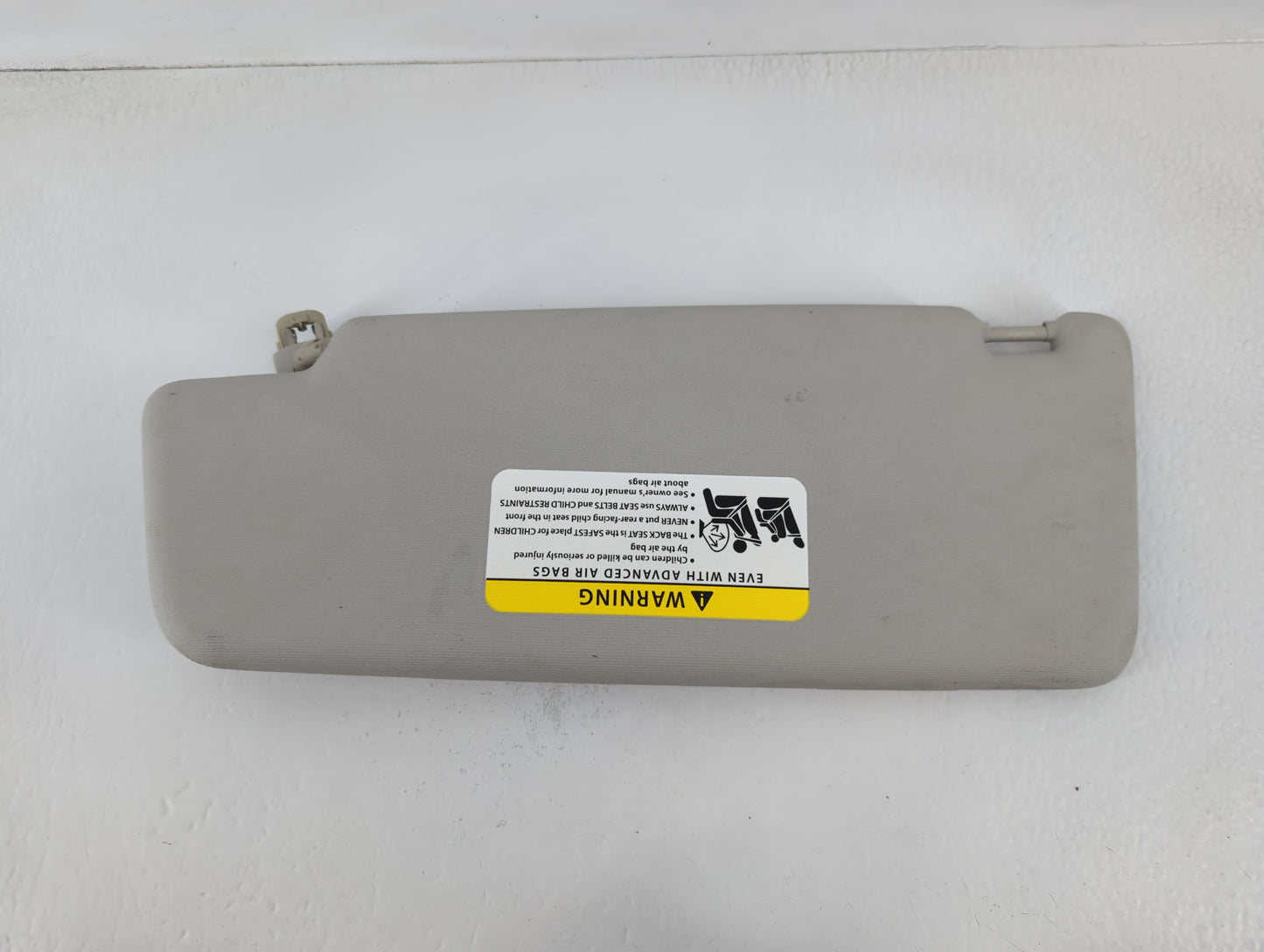 2012-2020 Volkswagen Passat Sun Visor Shade Replacement Passenger Right Mirror Fits OEM Used Auto Parts - Oemusedautoparts1.com