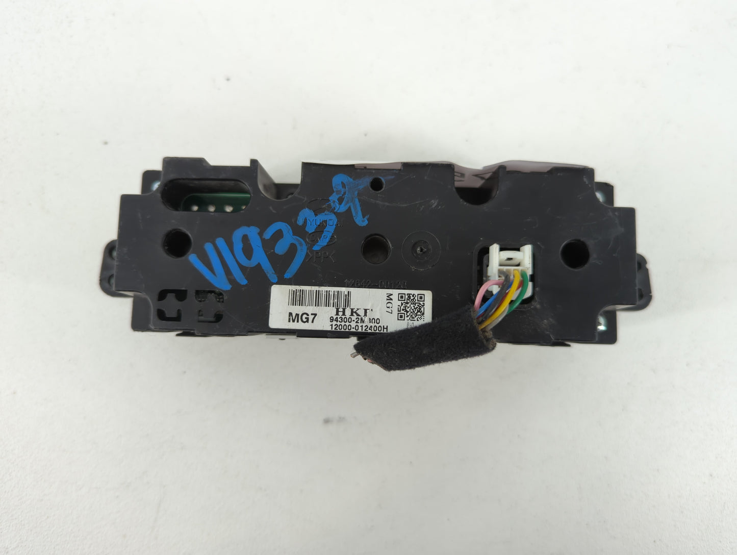 2013 Hyundai Genesis Speedometer Instrument Cluster Gauges - Oemusedautoparts1.com