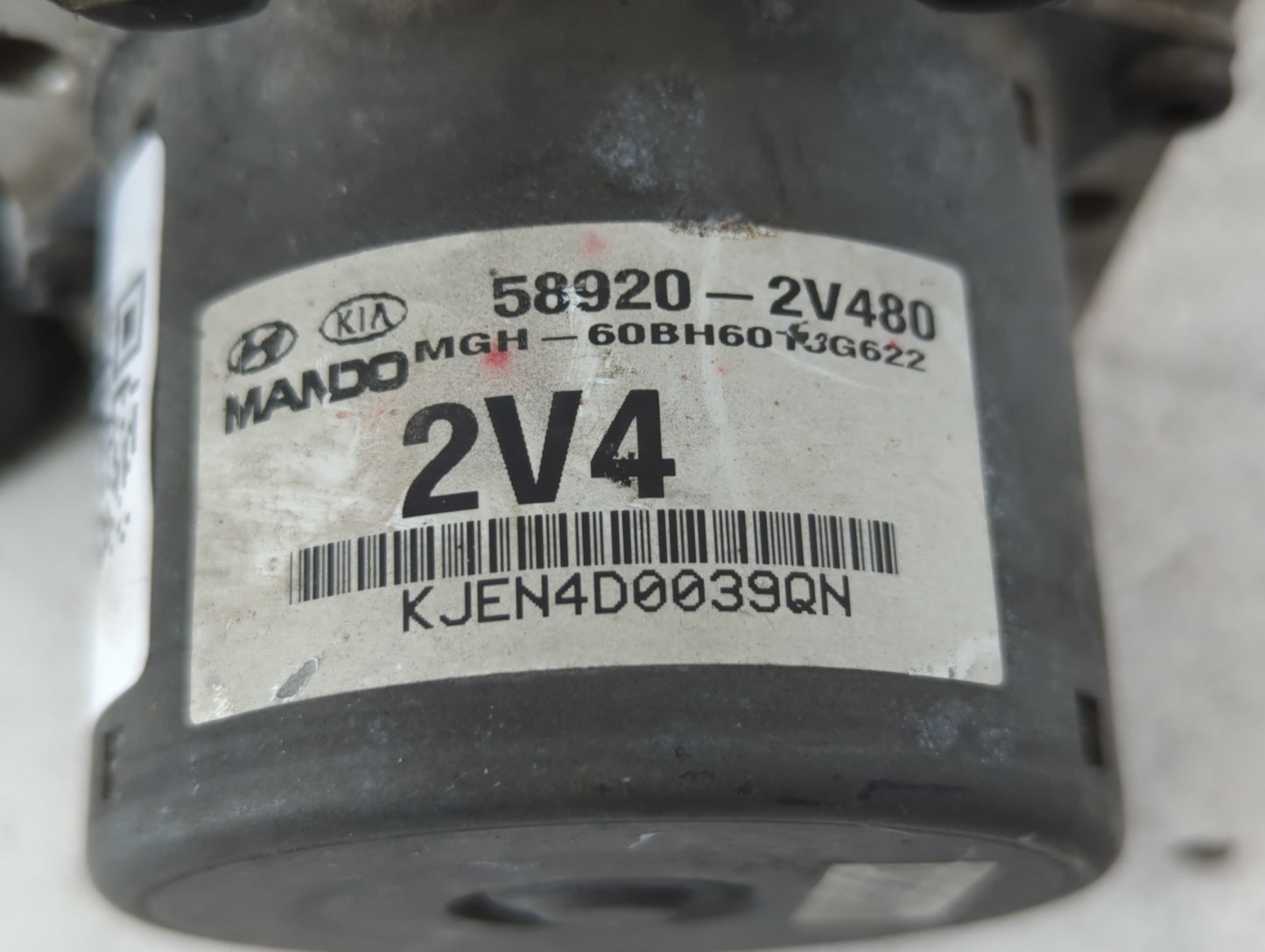 2015-2017 Hyundai Veloster ABS Pump Control Module Replacement P/N:58920-2V480 Fits Fits 2015 2016 2017 OEM Used Auto Parts - Oemusedautoparts1.com