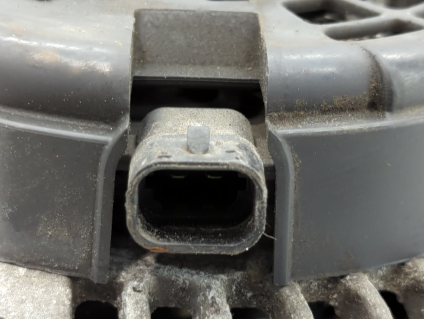 2007-2013 Gmc Sierra 1500 Alternator Replacement Generator Charging Assembly Engine OEM Fits OEM Used Auto Parts - Oemusedautoparts1.com