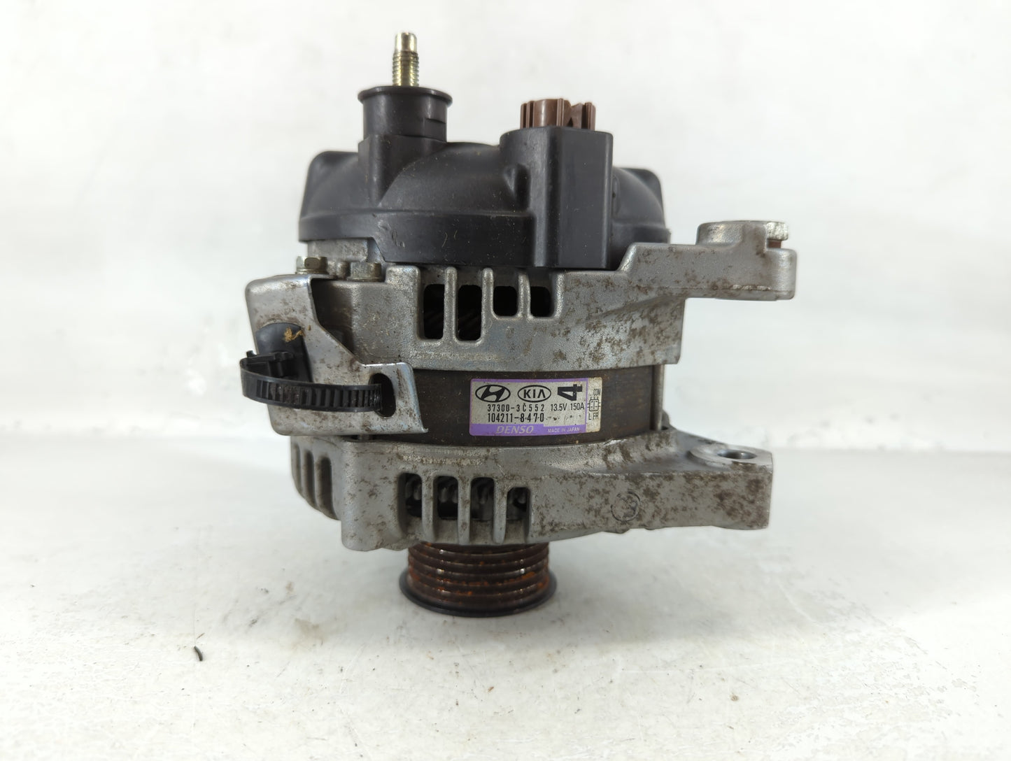 2017 Genesis G80 Alternator Replacement Generator Charging Assembly Engine OEM P/N:104211-8470 37300-3C552 Fits OEM Used Auto Parts - Oemusedautoparts1.com